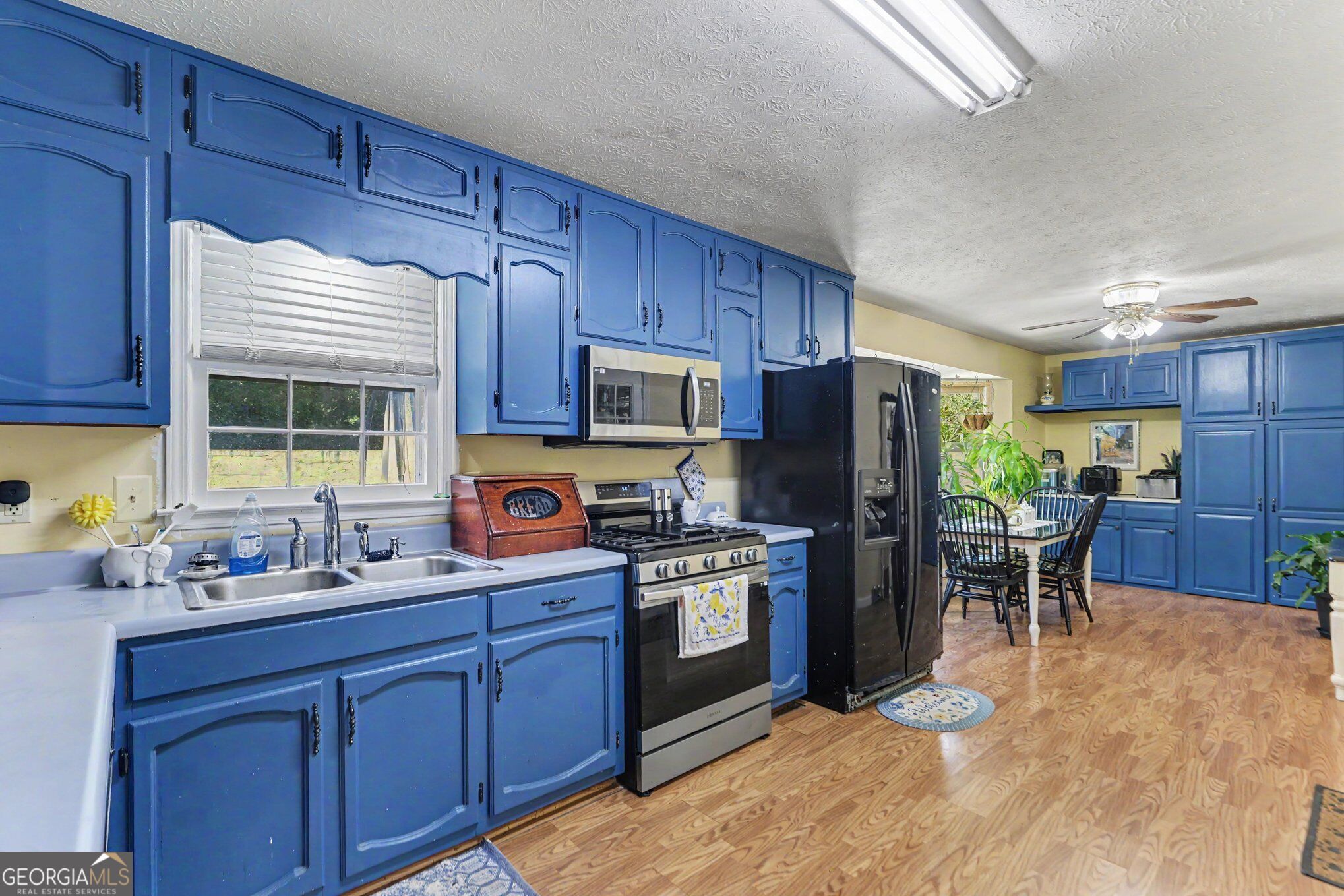 150 Aspen Lake Drive E Property Photo 13