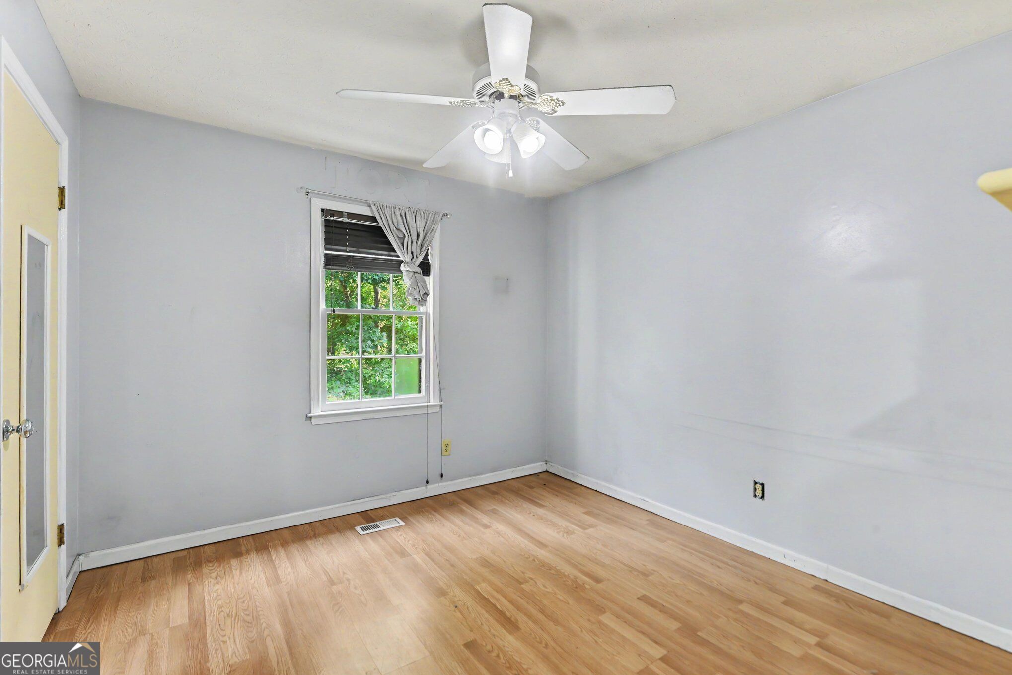 150 Aspen Lake Drive E Property Photo 21