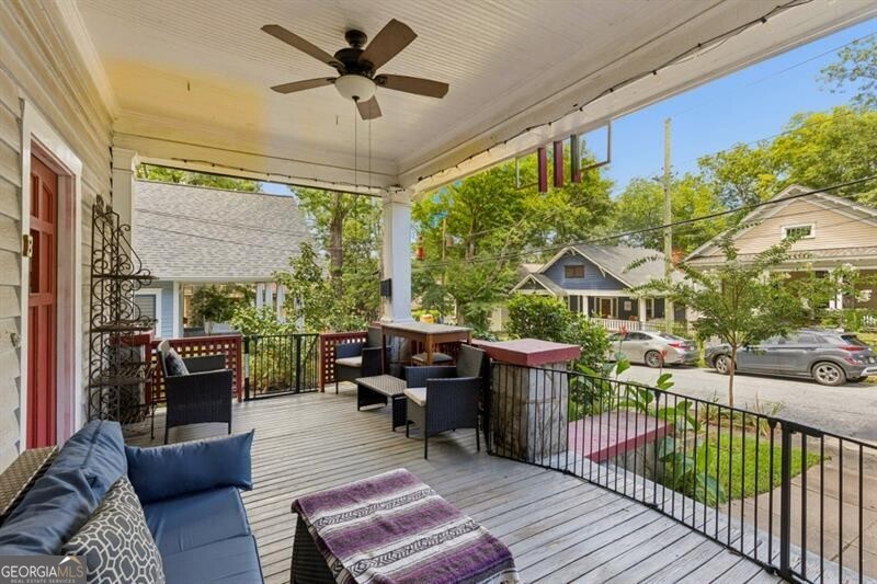 424 Euclid Terrace Ne Property Photo 2