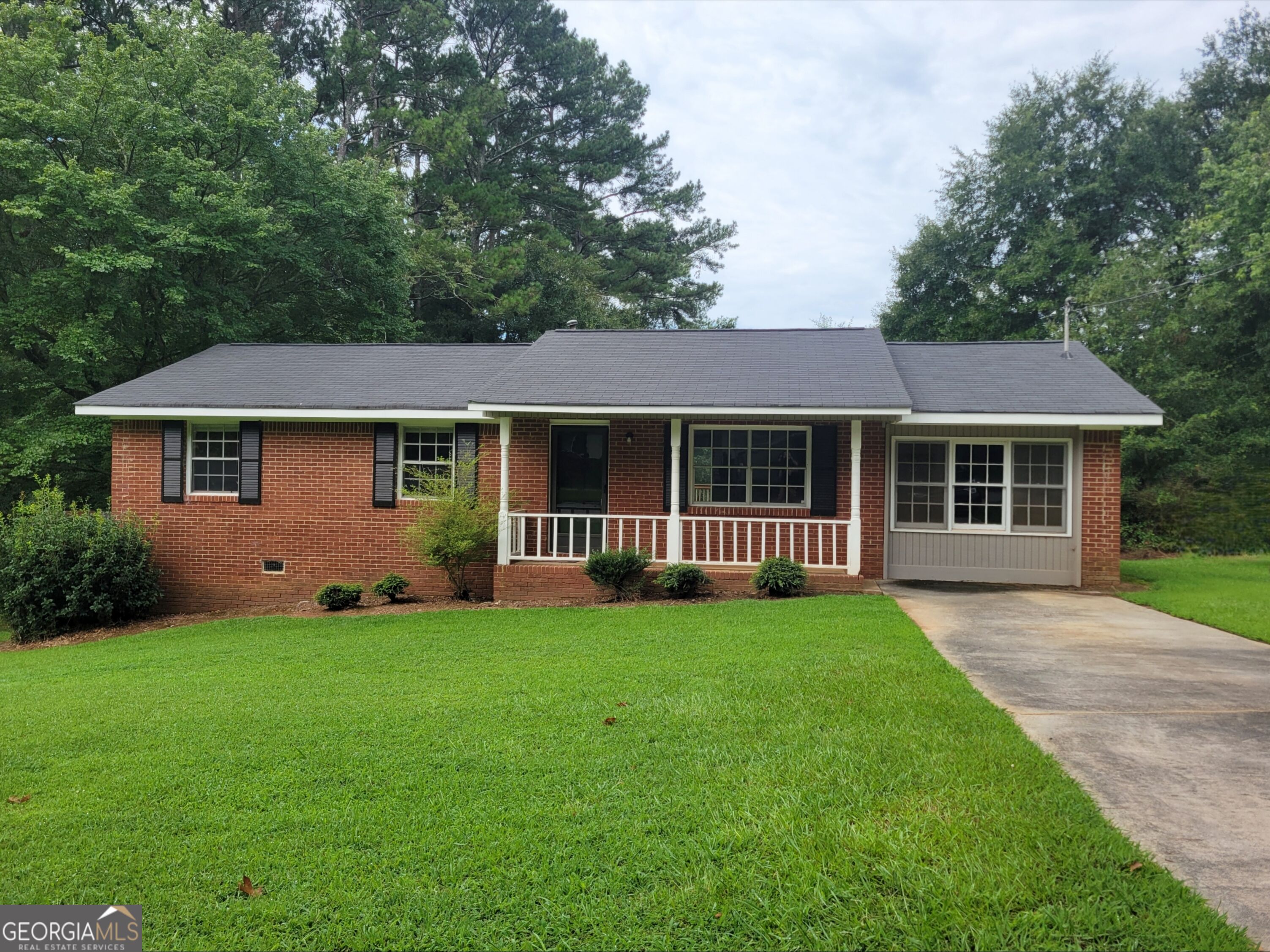 858 Pine Shadow Lane Property Photo 1