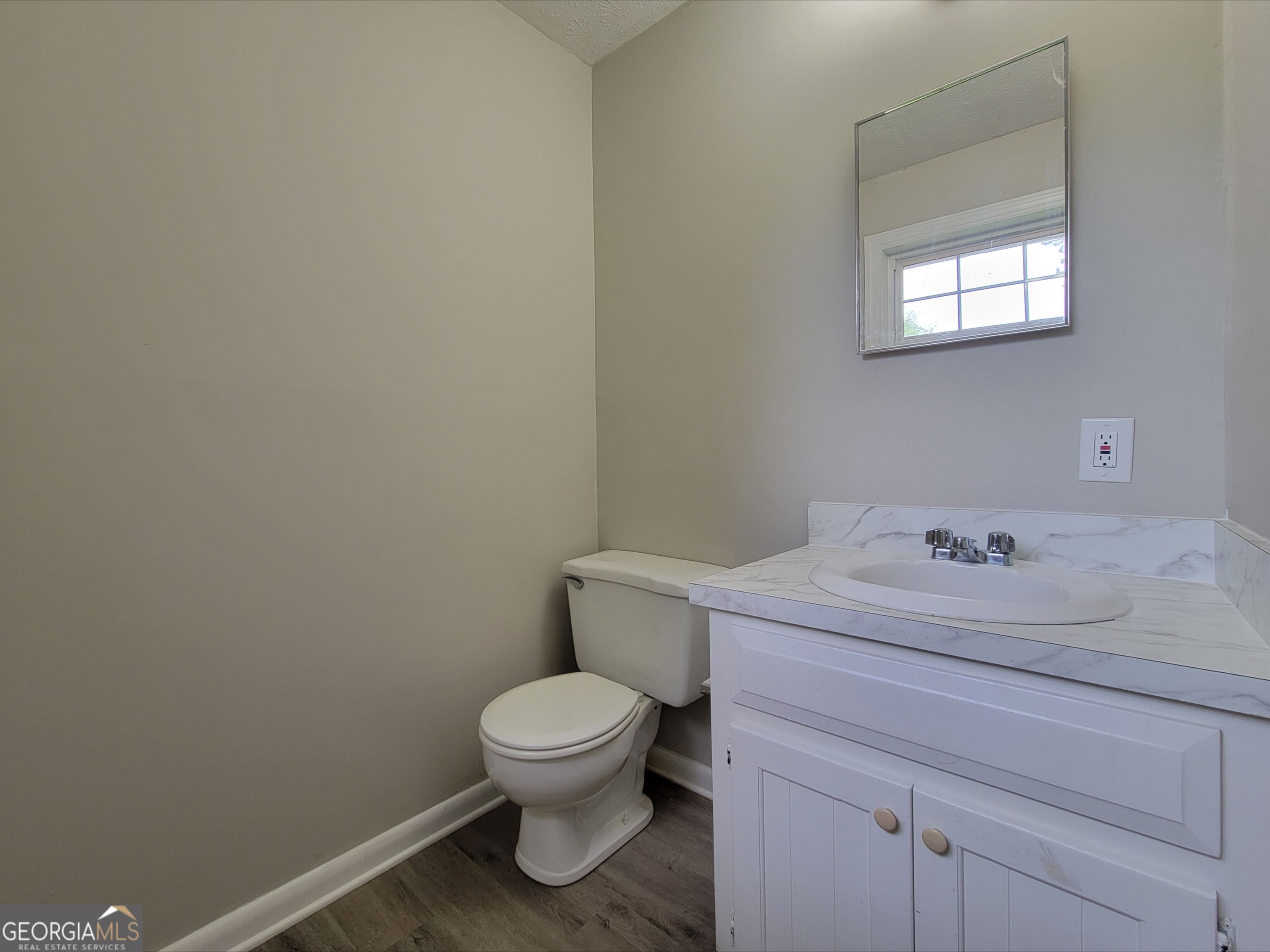 858 Pine Shadow Lane Property Photo 8