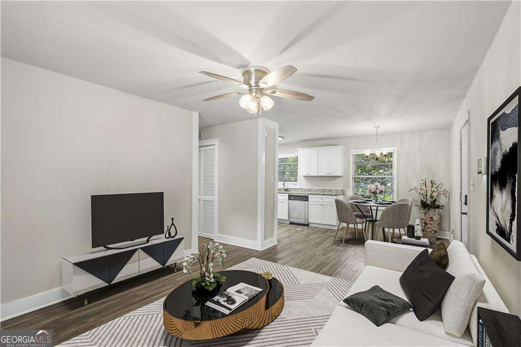 3560 Fairlane Drive Nw Property Photo 10