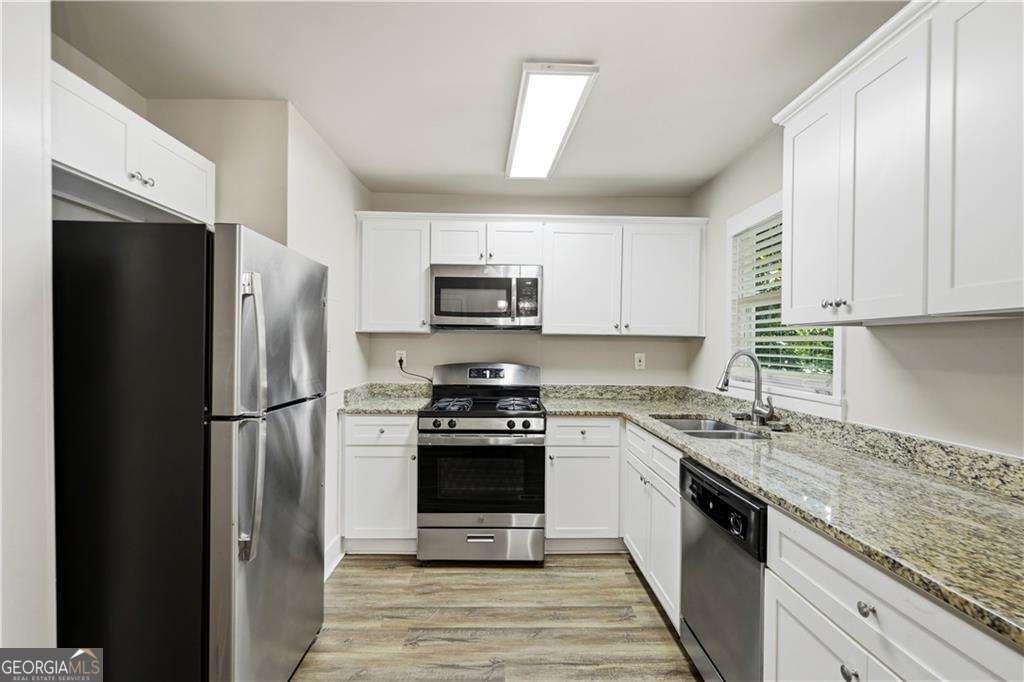 3560 Fairlane Drive Nw Property Photo 11