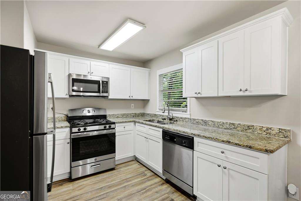 3560 Fairlane Drive Nw Property Photo 12