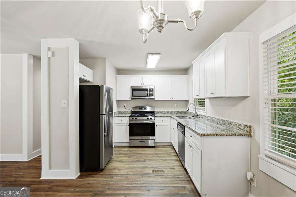 3560 Fairlane Drive Nw Property Photo 14