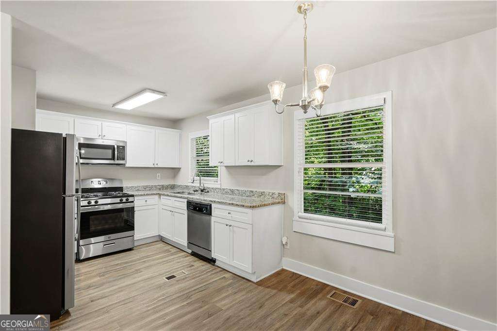 3560 Fairlane Drive Nw Property Photo 15