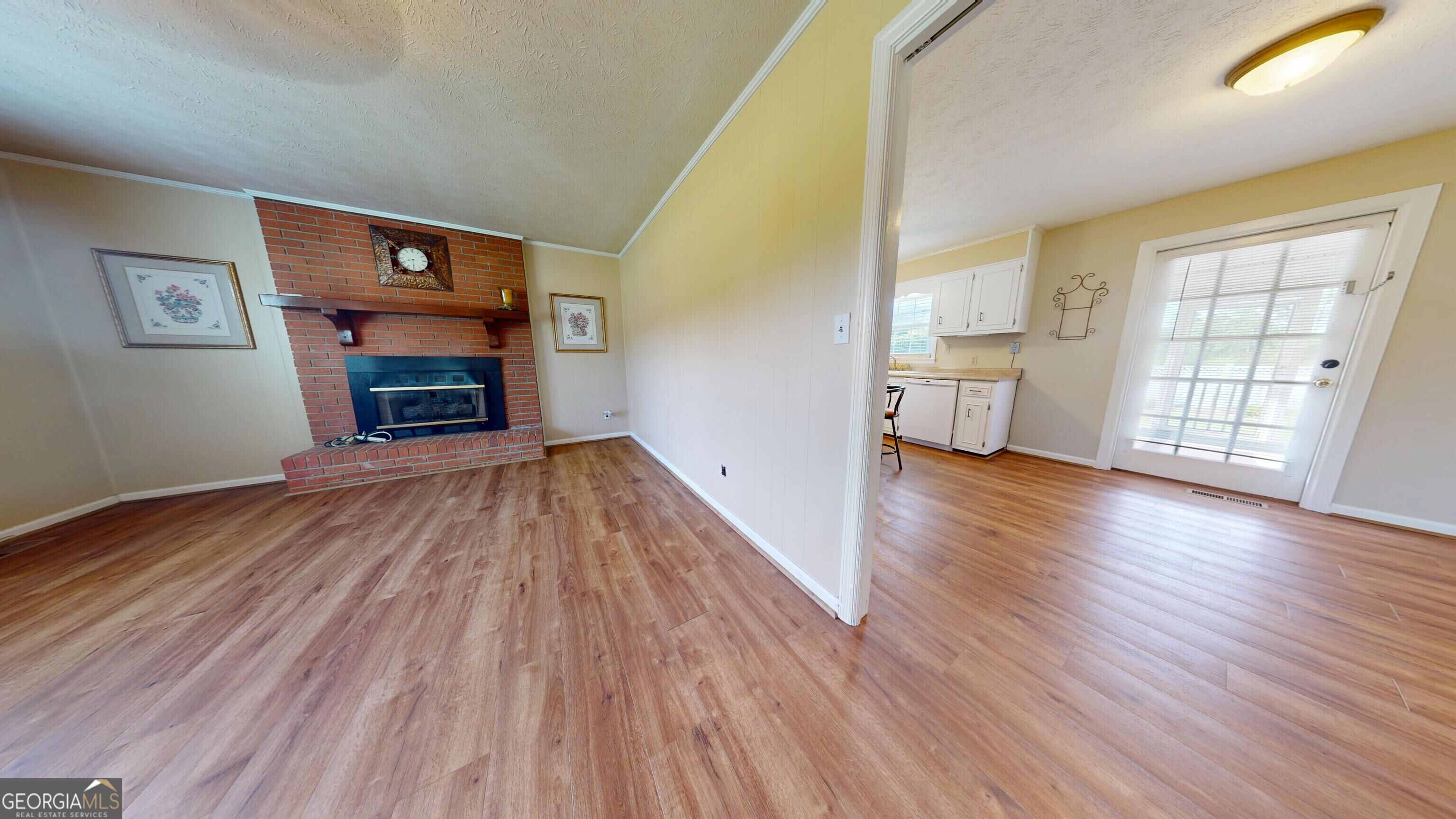 122 Wanda Lane Property Photo 4