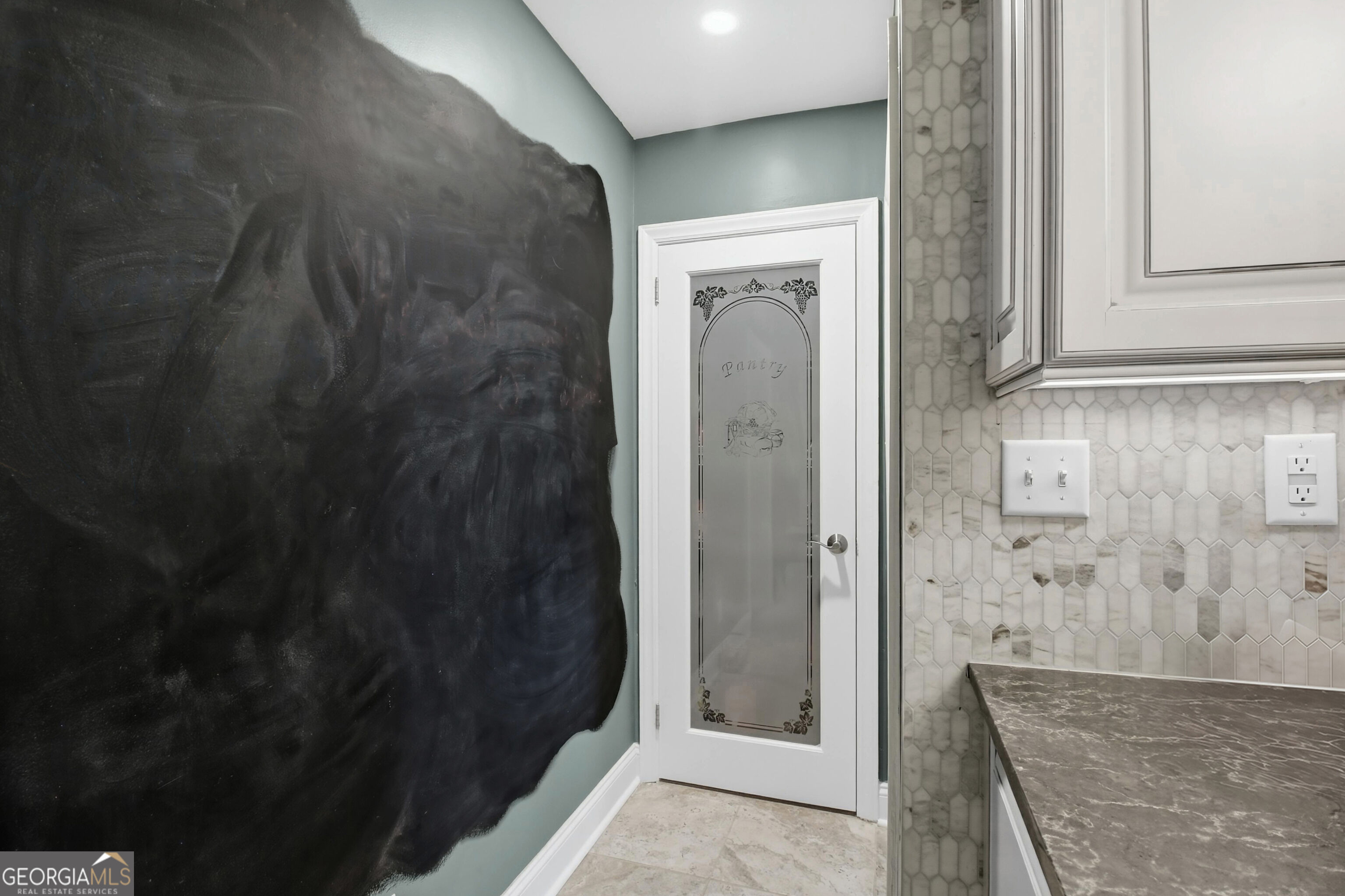 1507 Knollwood Terrace Property Photo 11