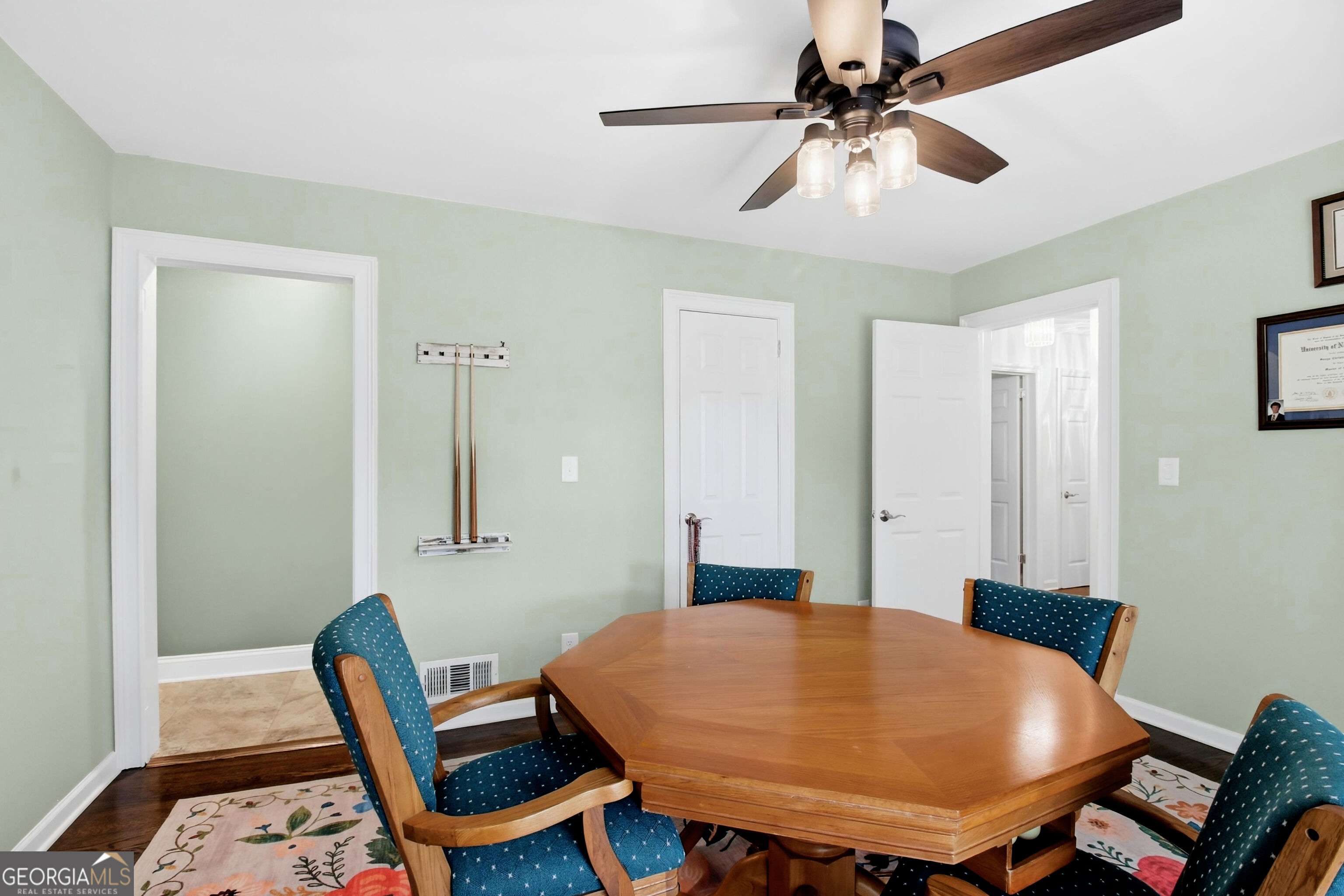 1507 Knollwood Terrace Property Photo 12