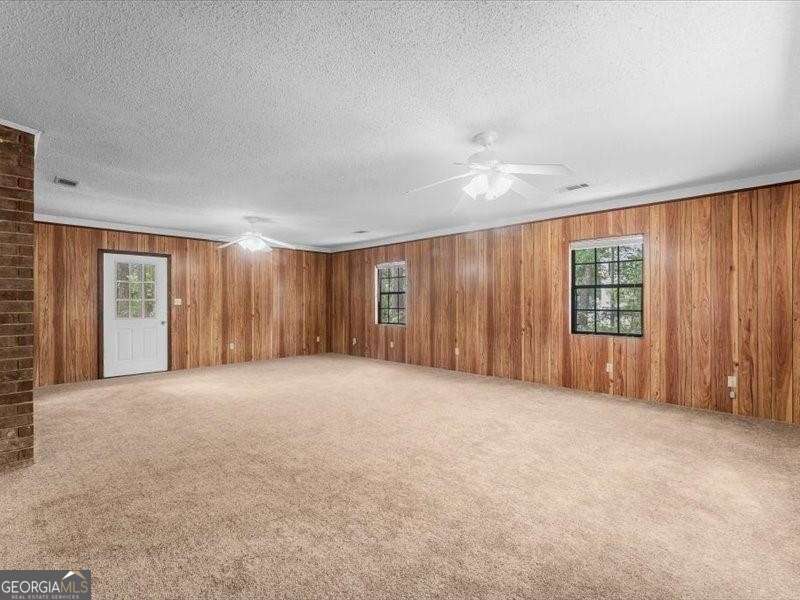 721 W 9th Street Property Photo 19