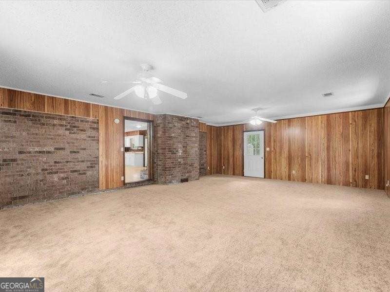 721 W 9th Street Property Photo 20