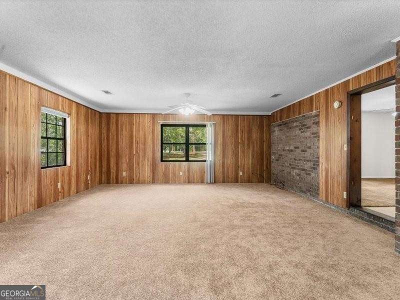 721 W 9th Street Property Photo 22