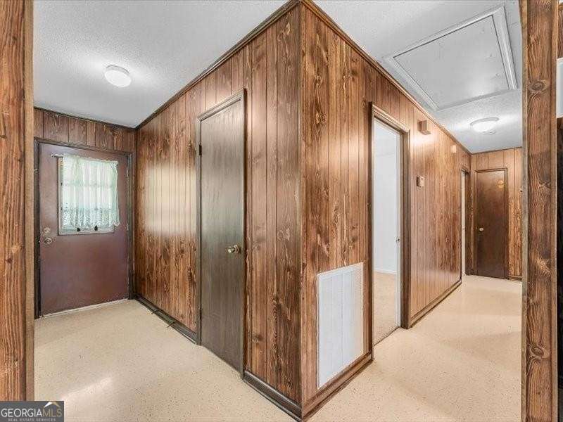 721 W 9th Street Property Photo 24