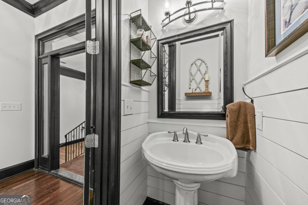 364 S Steel Bridge Road Property Photo 6