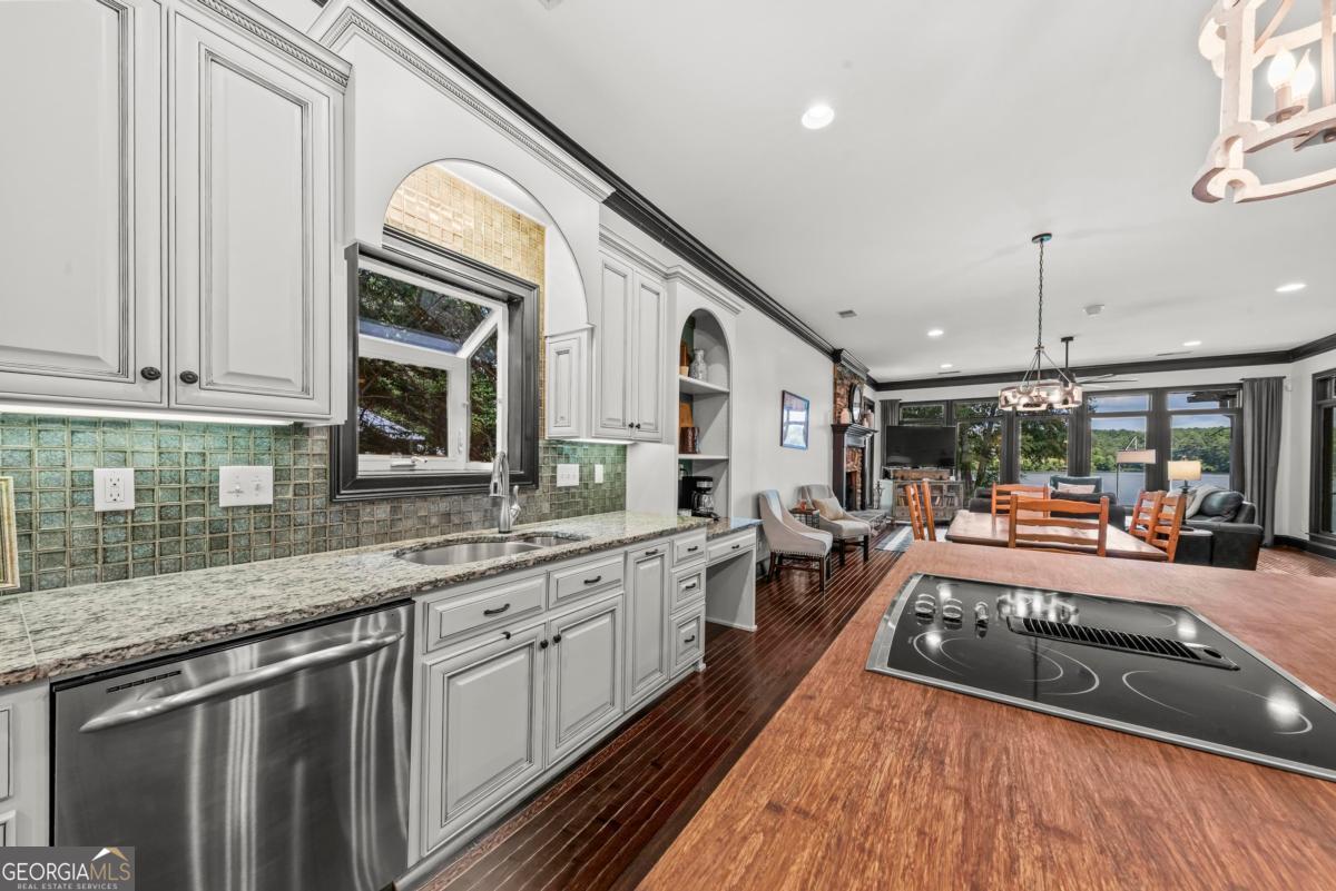 364 S Steel Bridge Road Property Photo 10