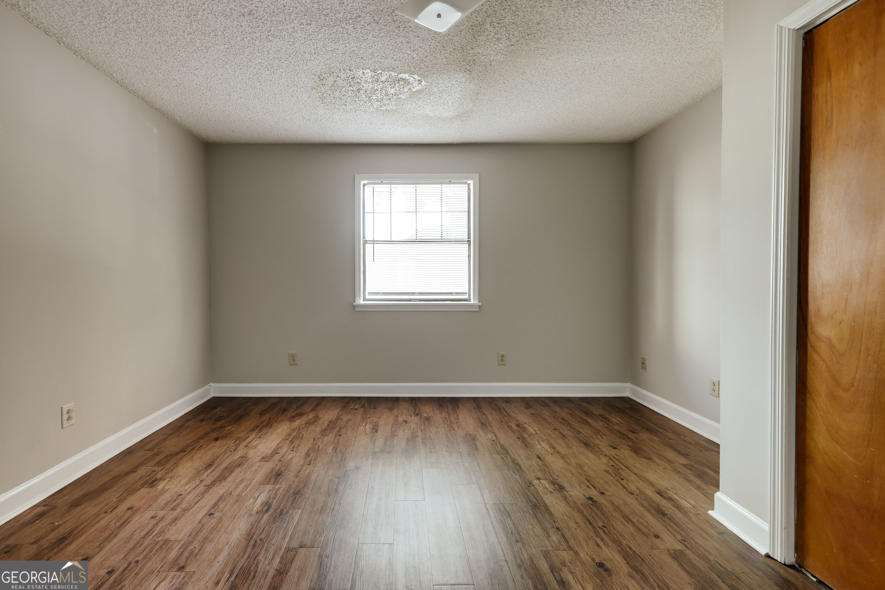 290 Appleby Drive # 153 Property Photo 21