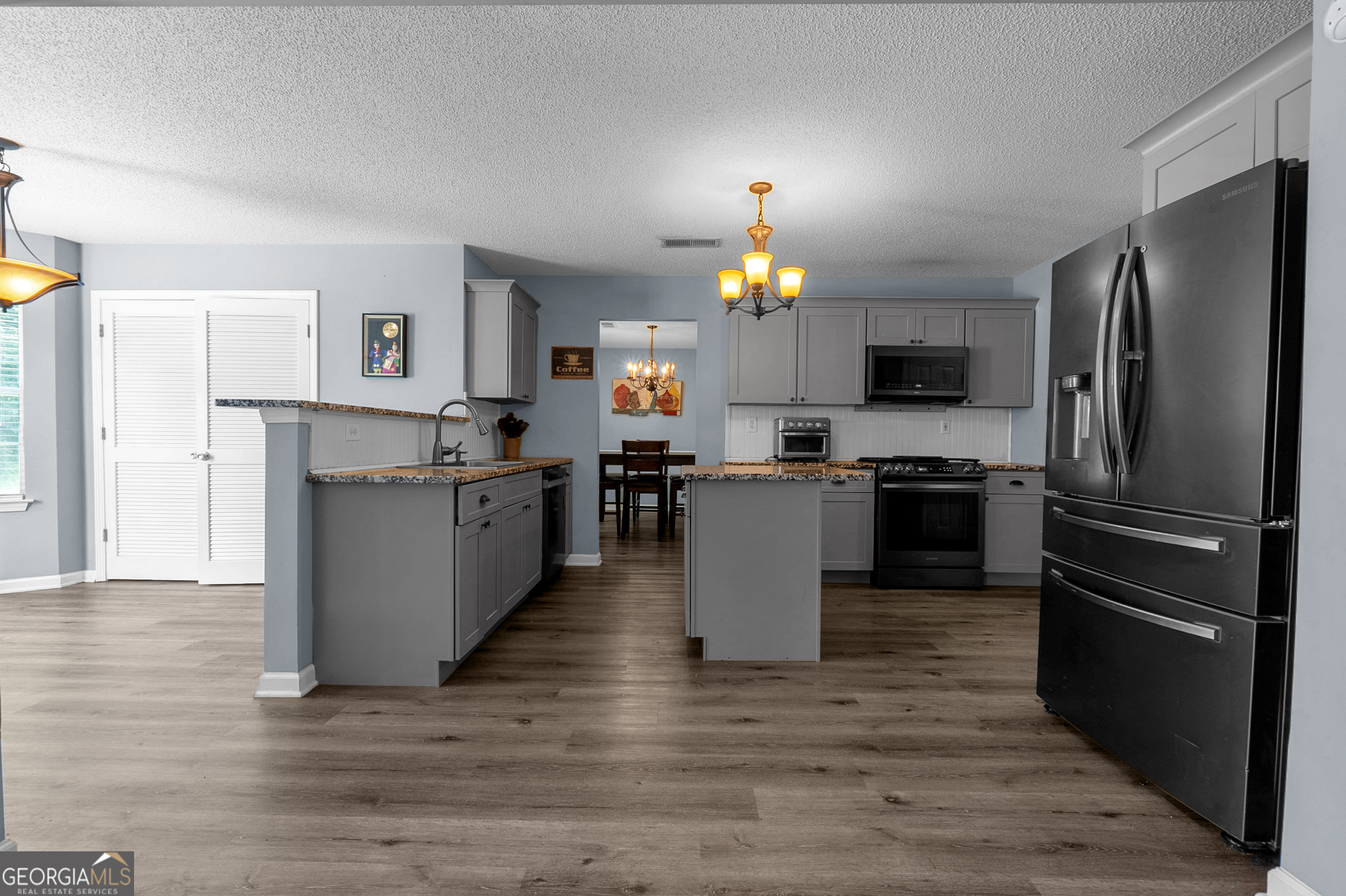 322 Silverleaf Lane Property Photo 3