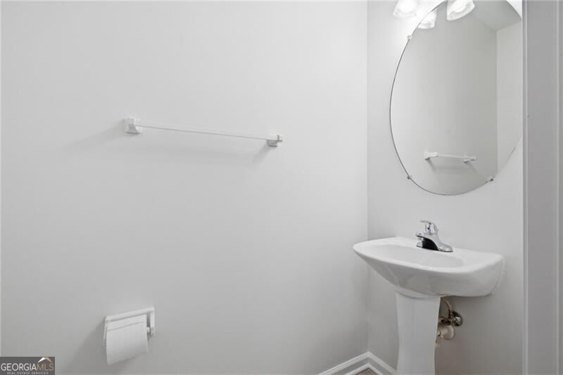 5110 Woodland Lane Property Photo 10