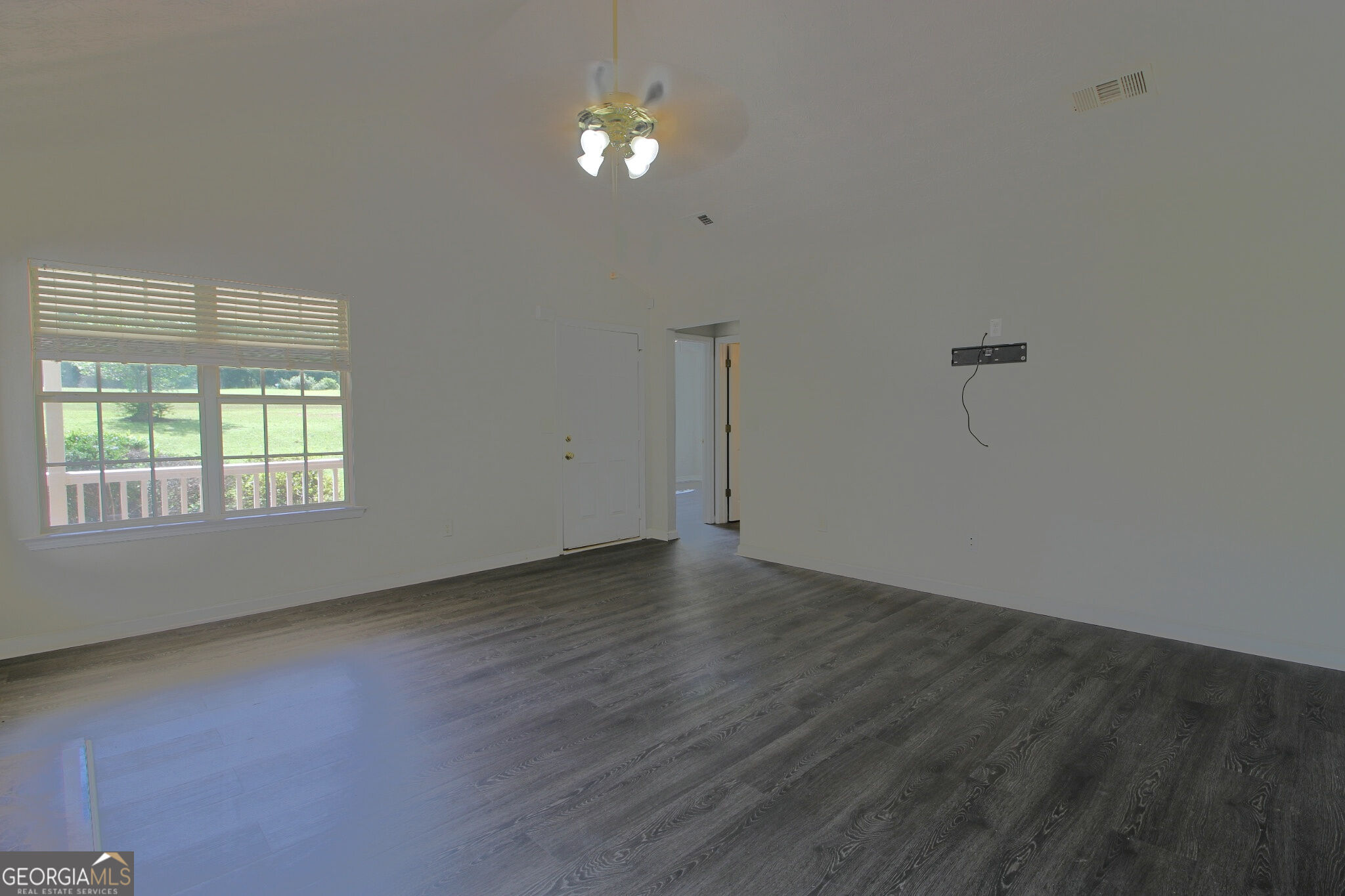 5613 Hwy 81 E Property Photo 30