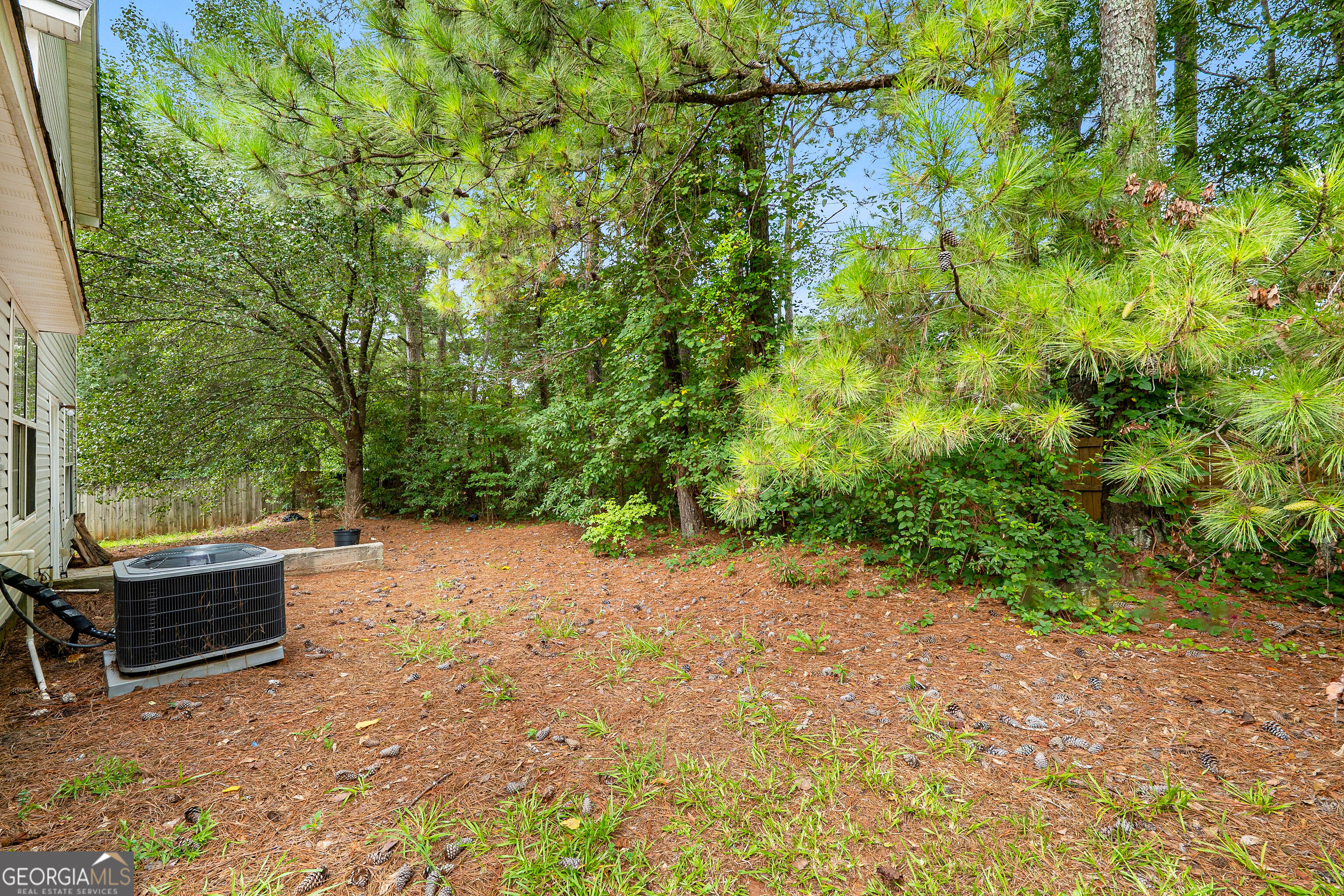2397 Rambling Way Property Photo 3