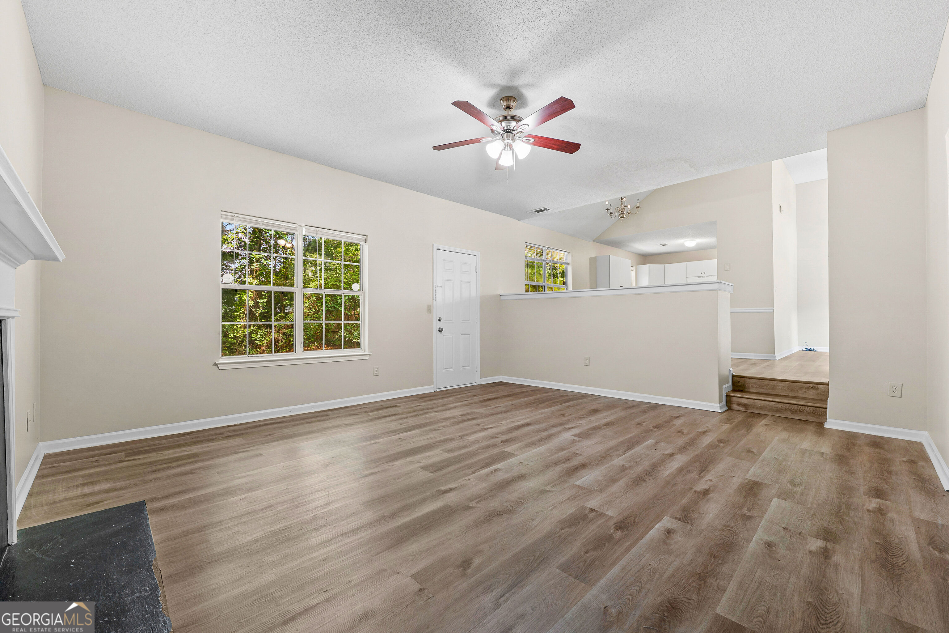 2397 Rambling Way Property Photo 12