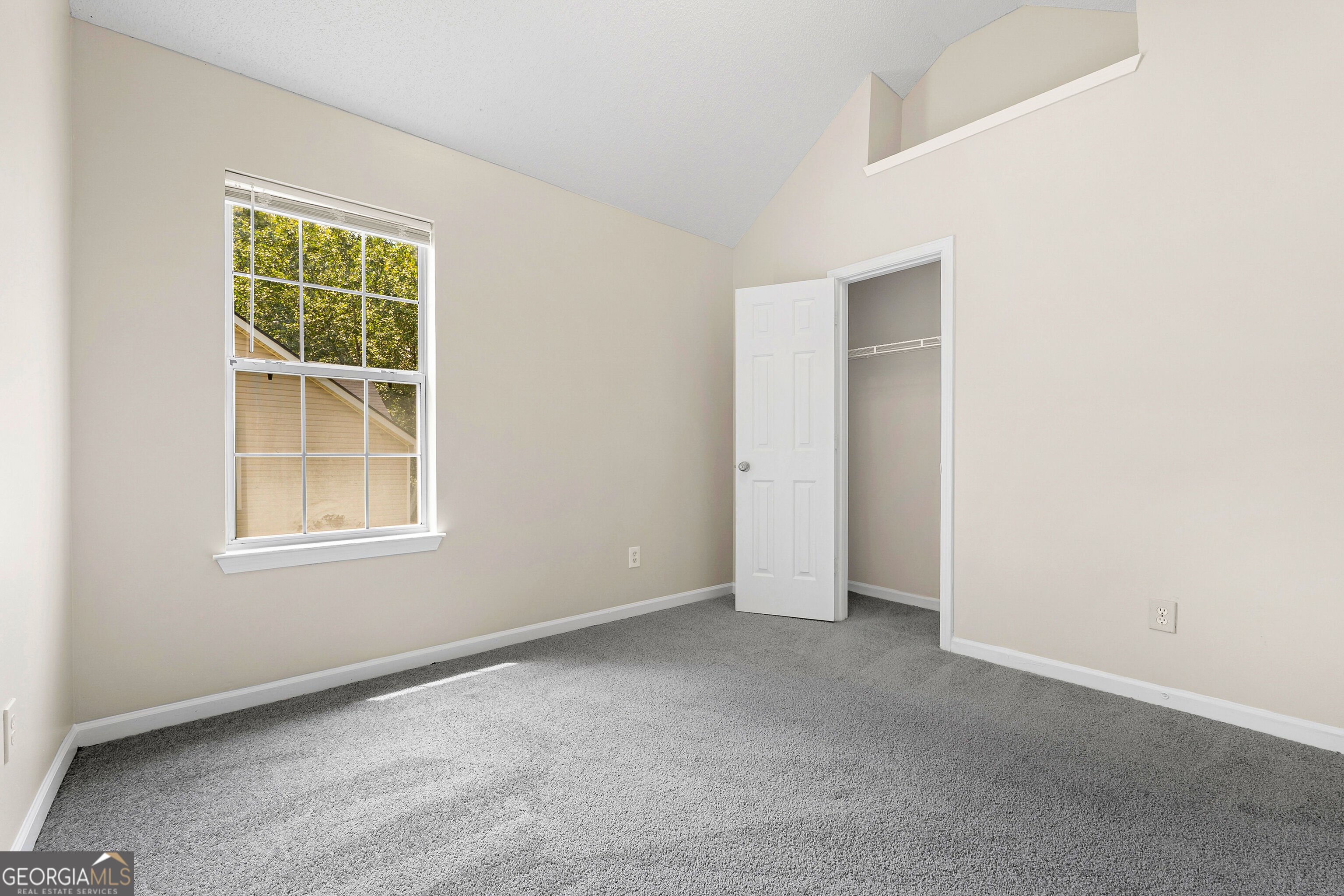 2397 Rambling Way Property Photo 24