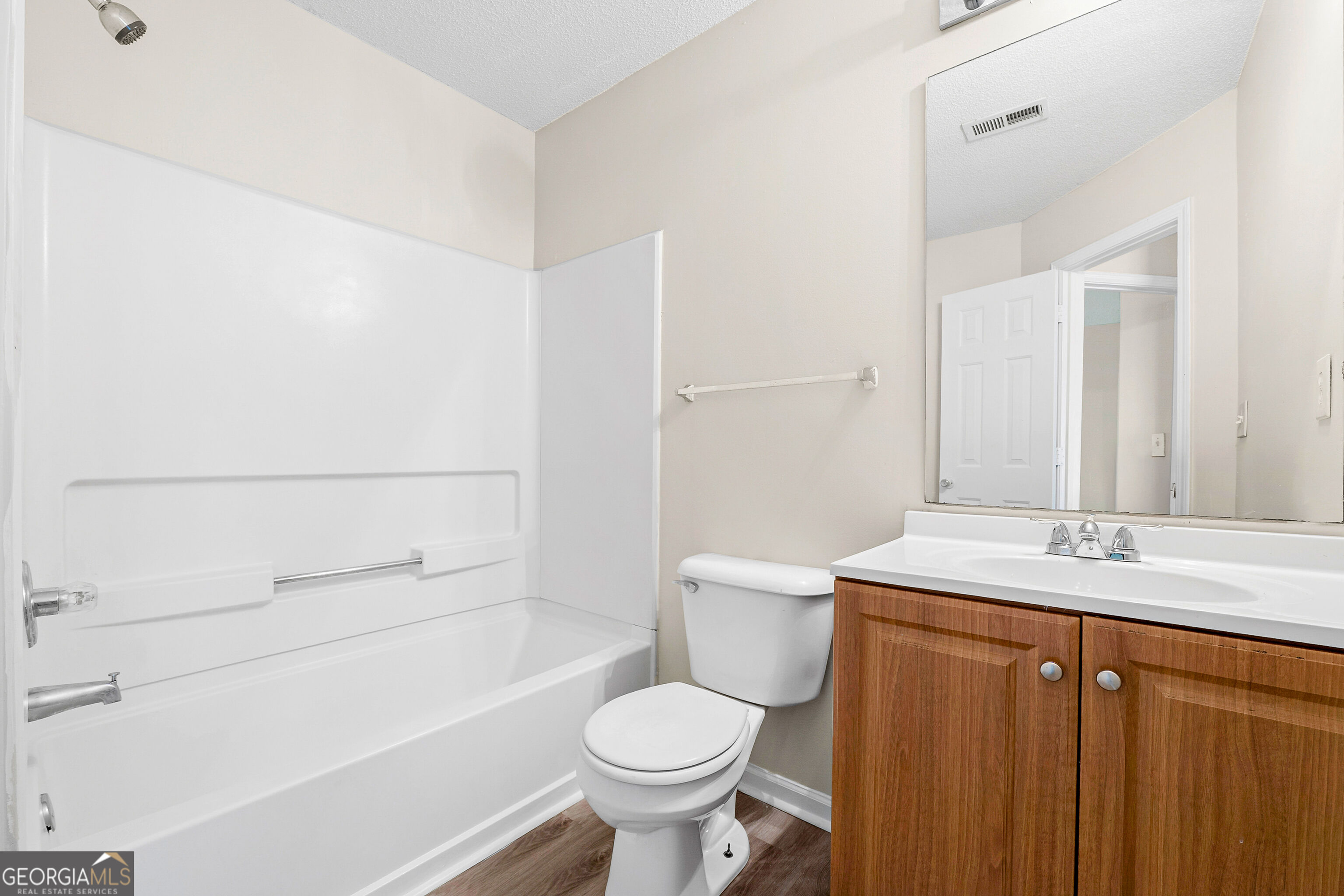 2397 Rambling Way Property Photo 28
