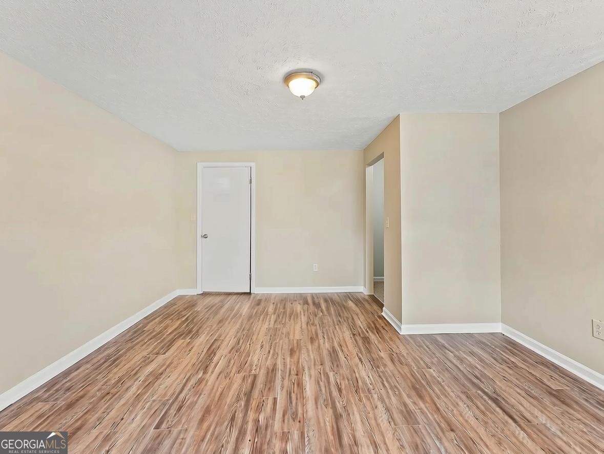 2304 Avalon Road Property Photo 8