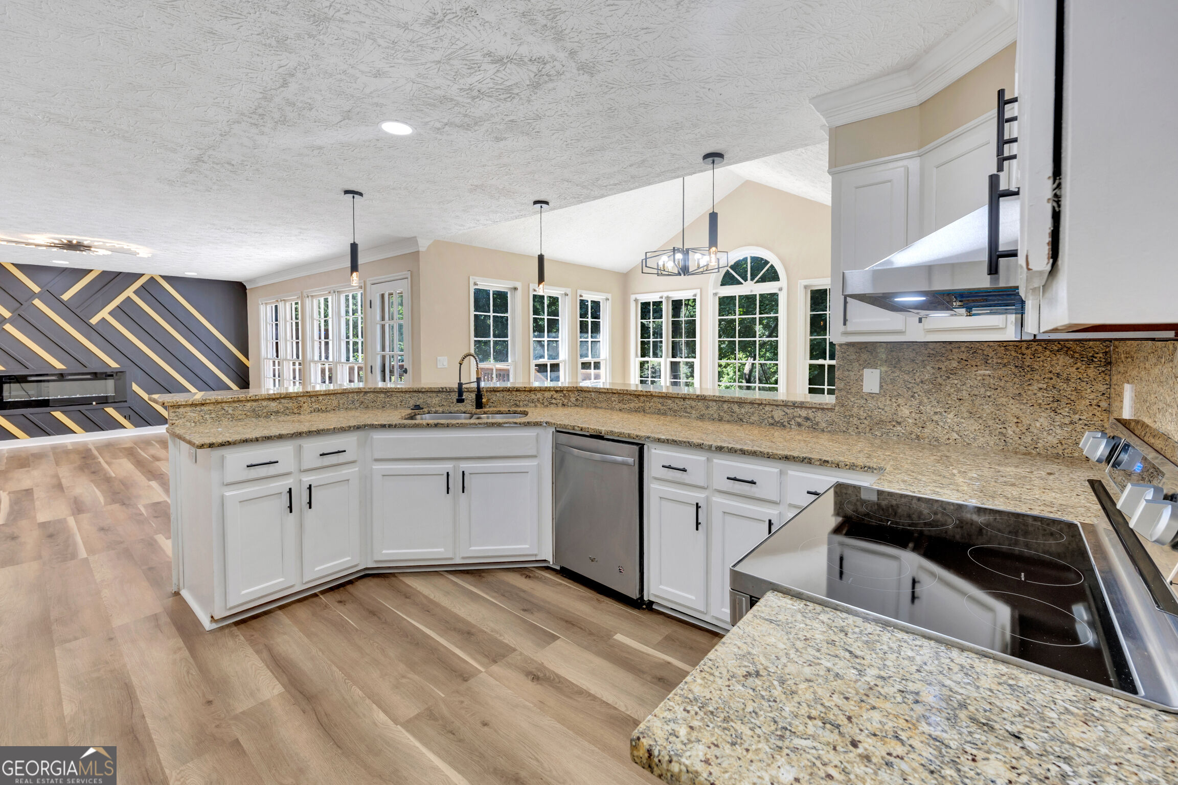 1412 Crooked Tree Circle Property Photo 7