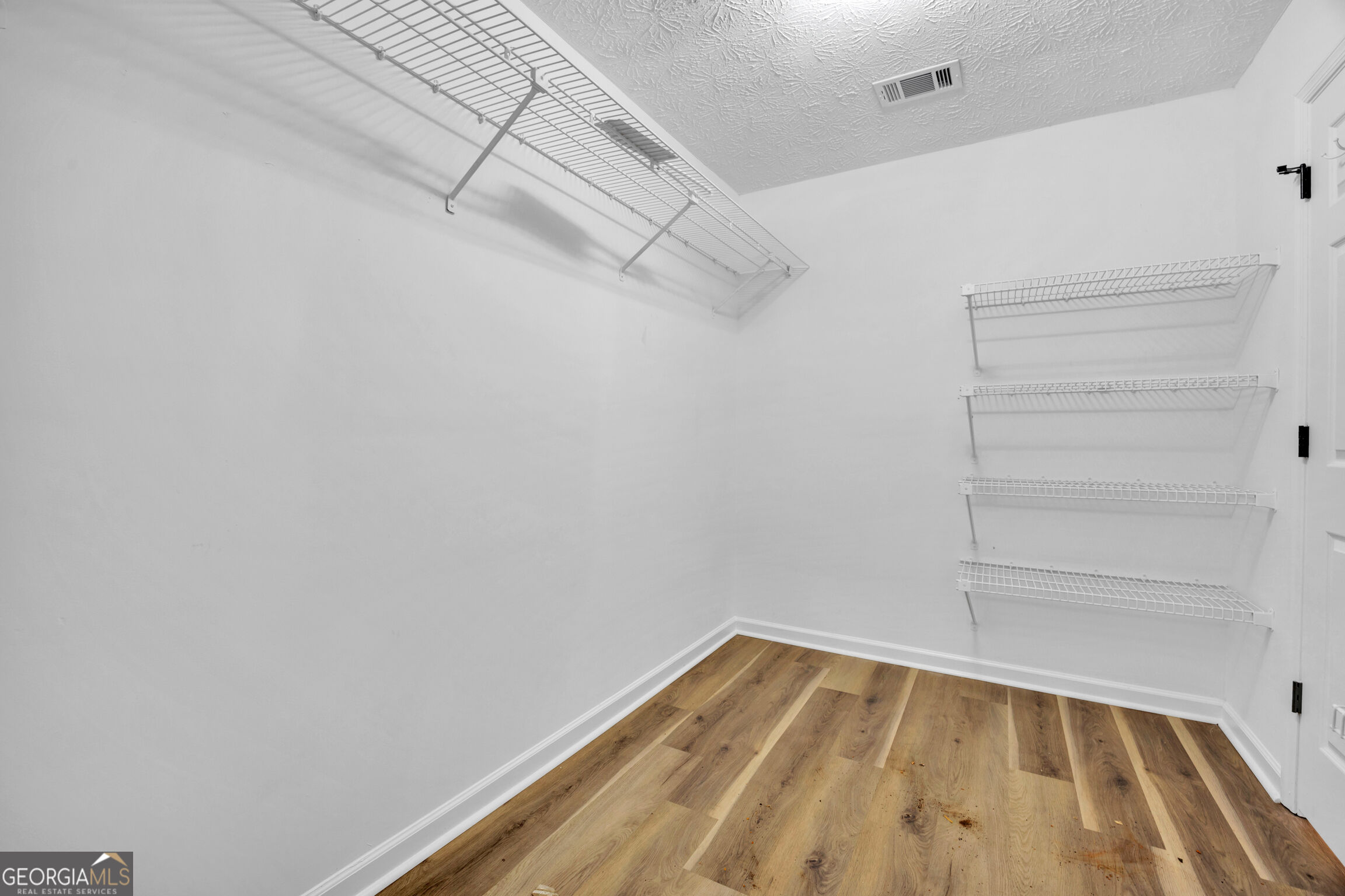 1412 Crooked Tree Circle Property Photo 39