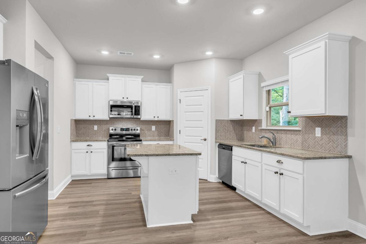 192 Amidon Drive Property Photo 13
