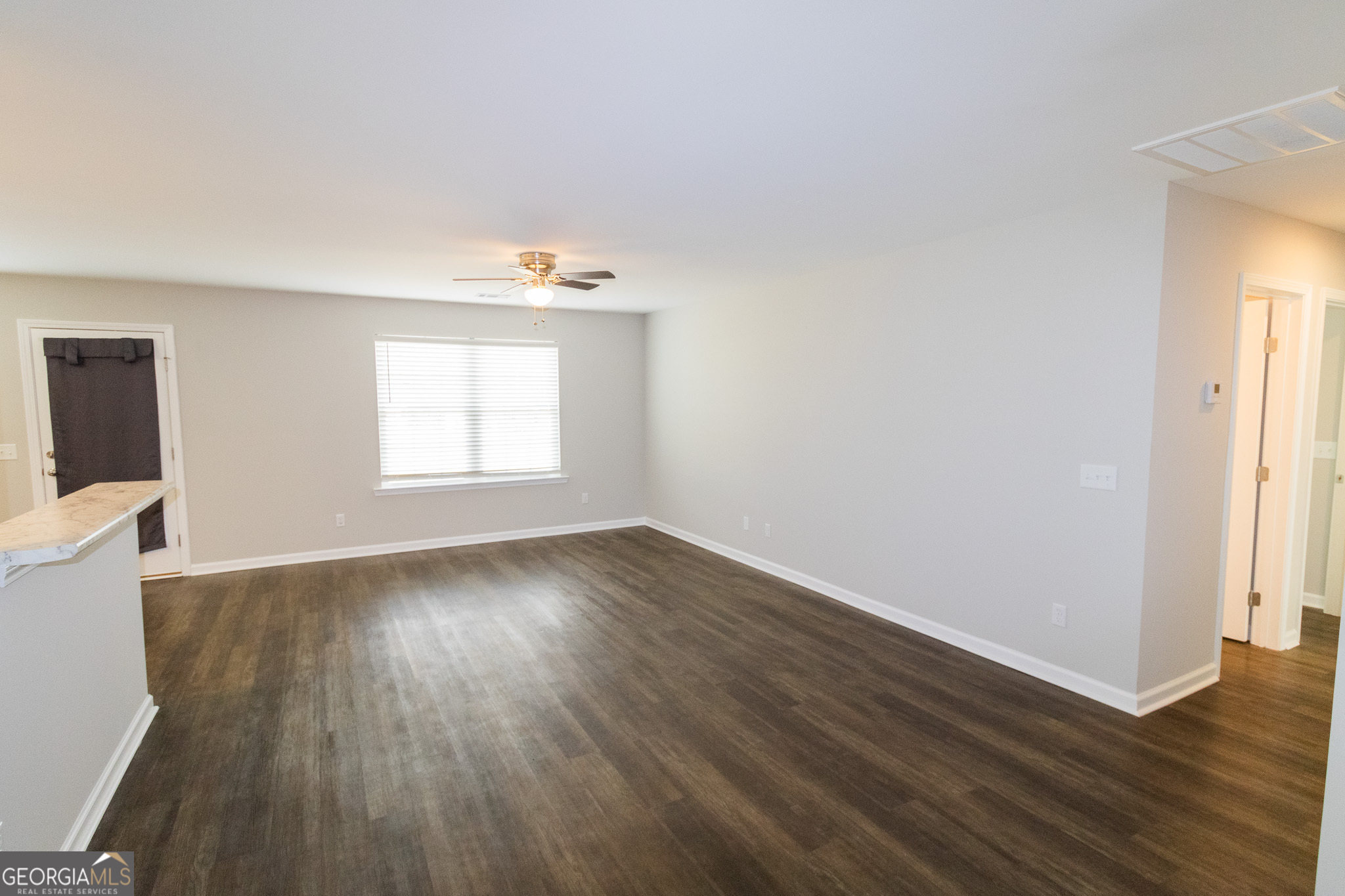 216 Evans Terrace Property Photo 3