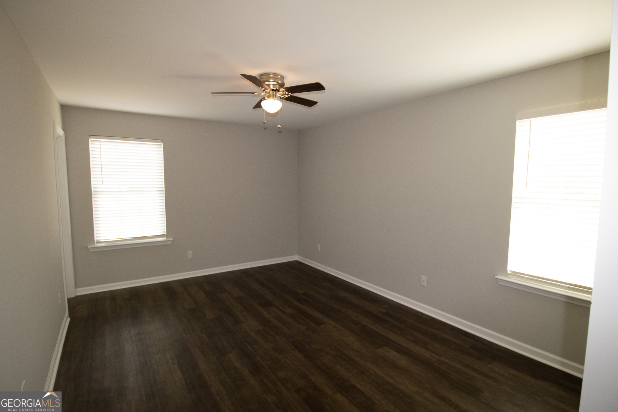 216 Evans Terrace Property Photo 6