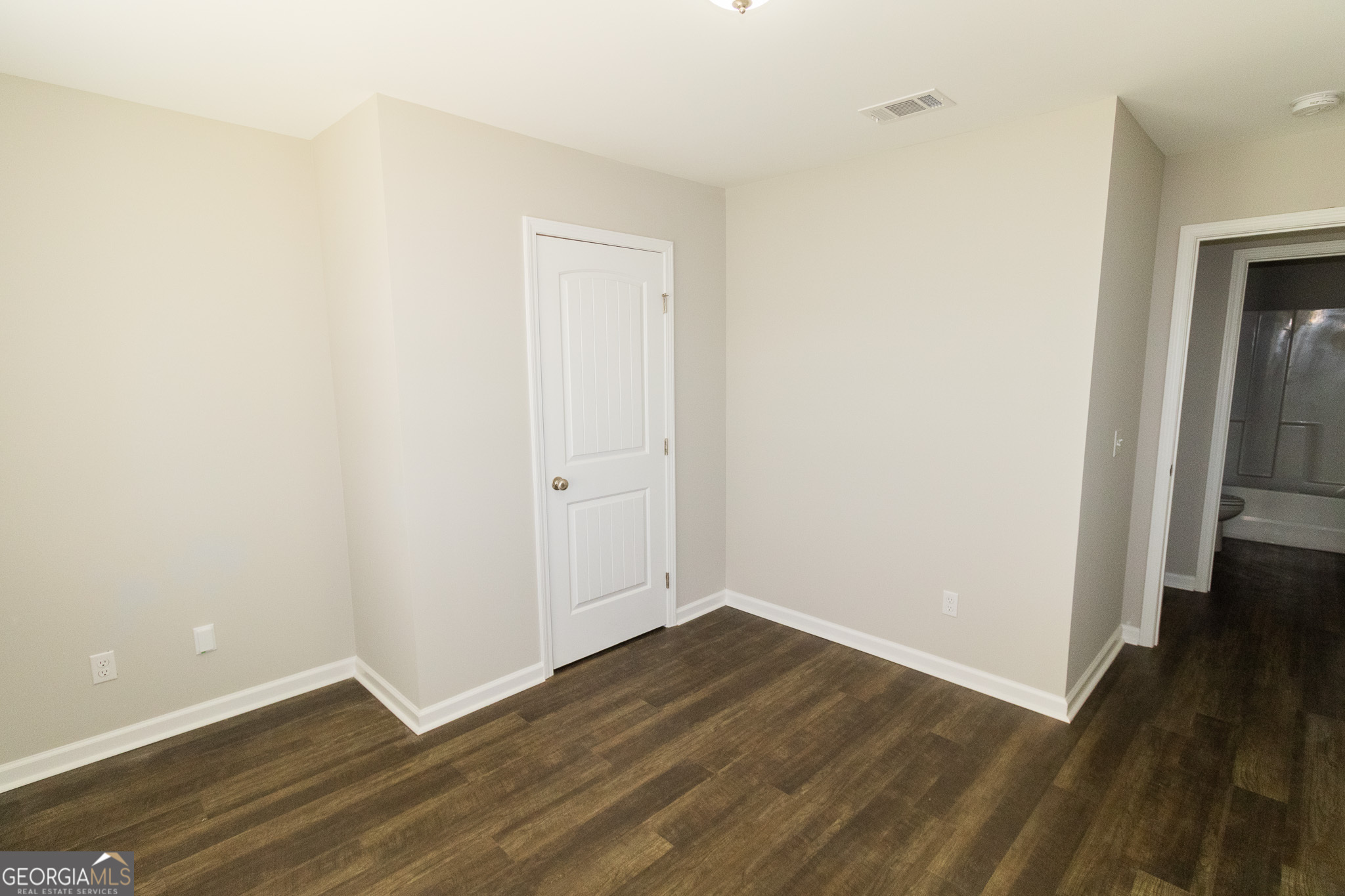 216 Evans Terrace Property Photo 14