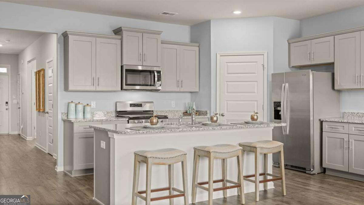 181 Elsa Court Property Photo 7