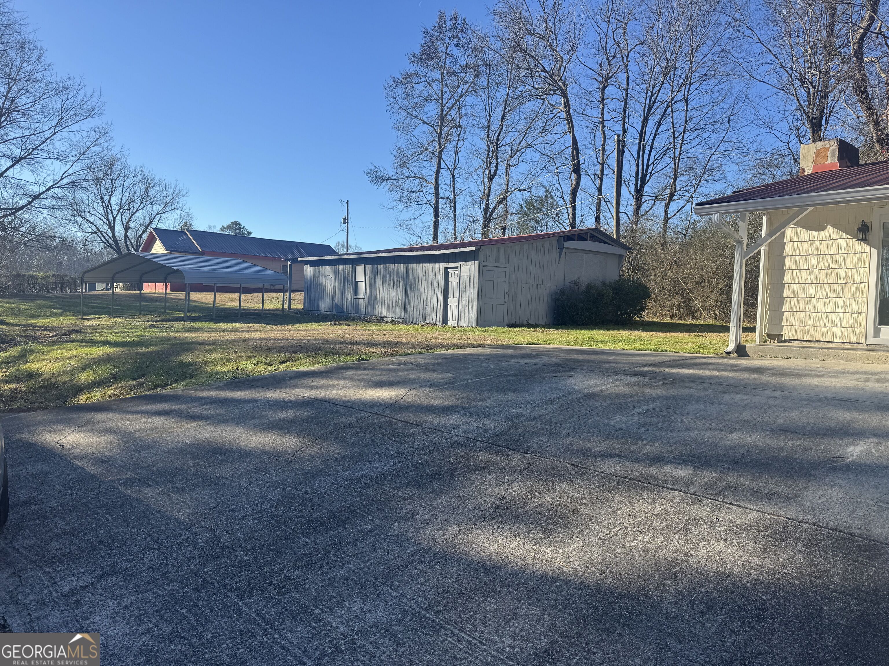 145 Henry Circle Property Photo 3