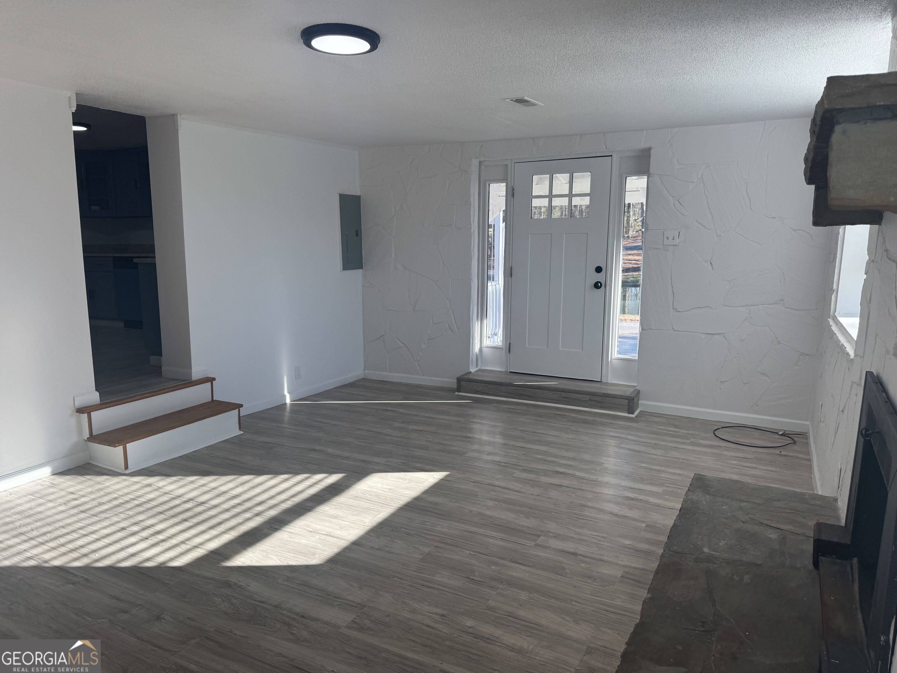 145 Henry Circle Property Photo 6