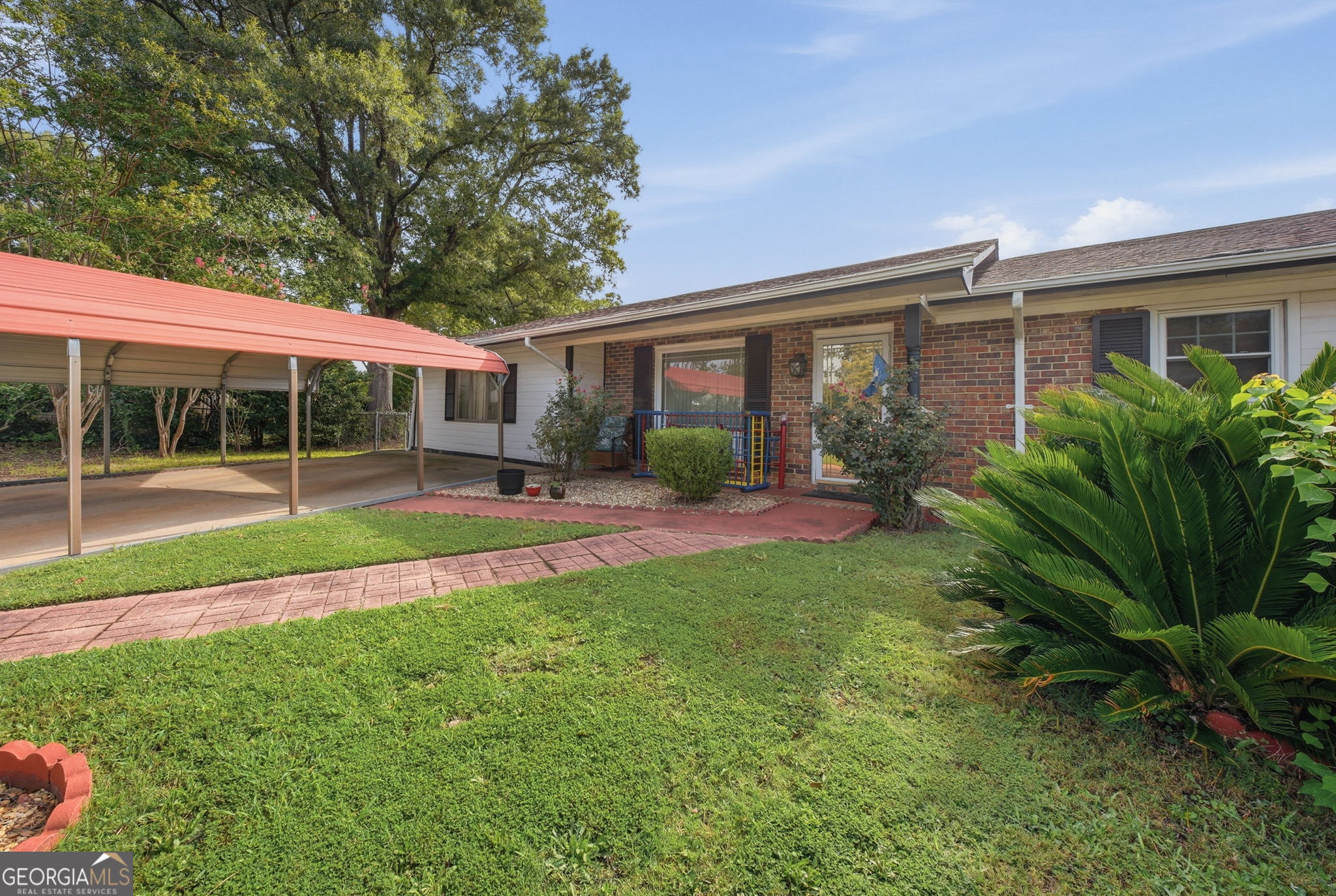 214 Pellimore Drive Property Photo 3