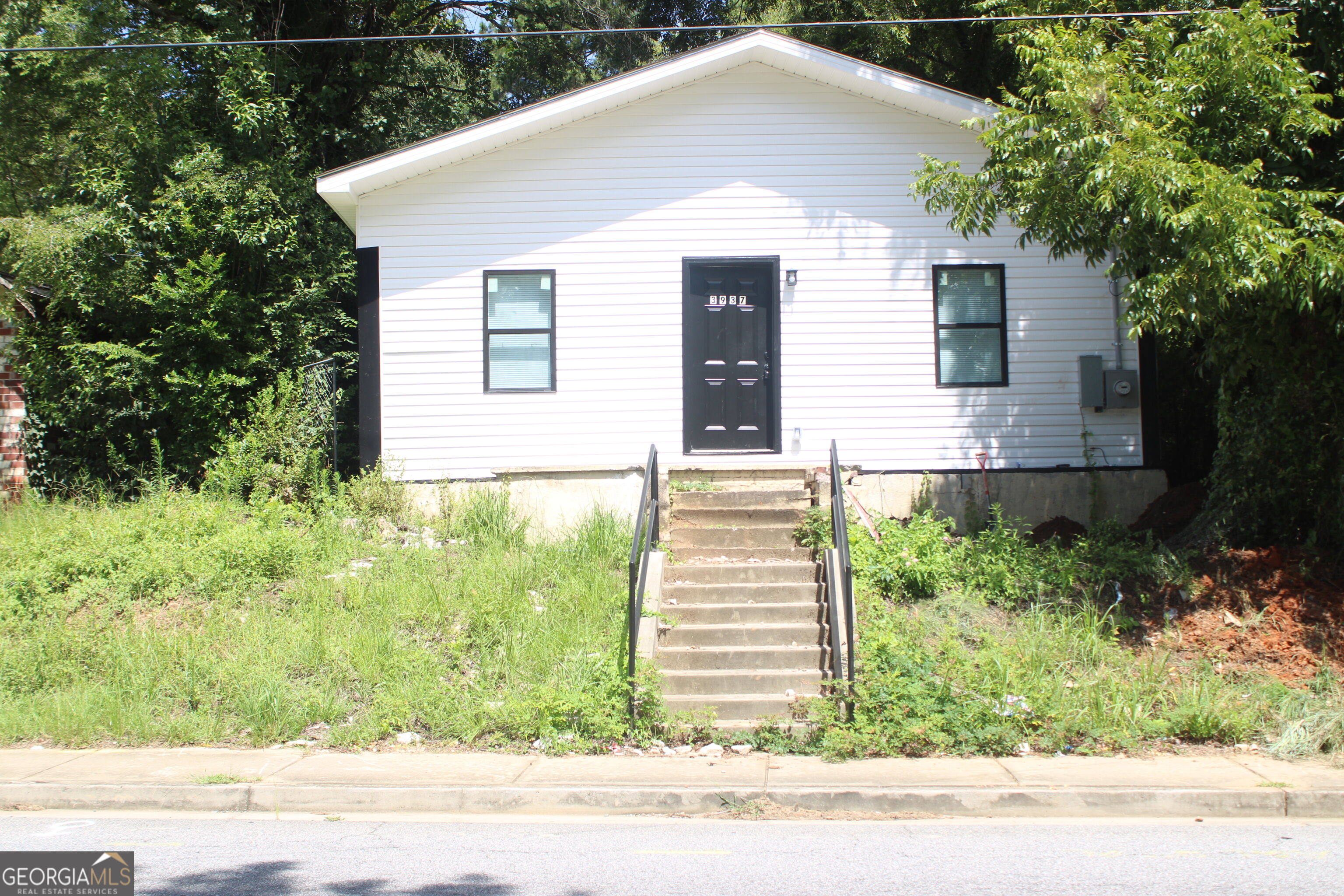 3937 Log Cabin Drive Property Photo 1