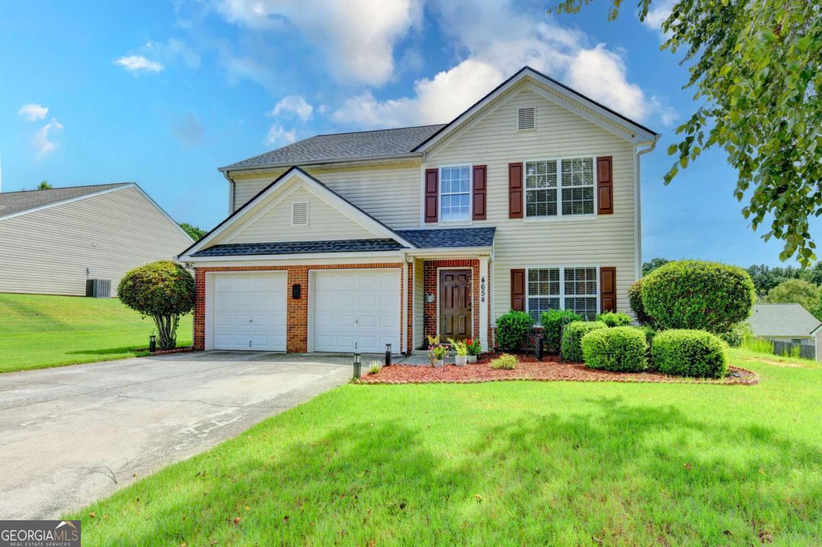 4654 Pine Isle Way Property Photo 3