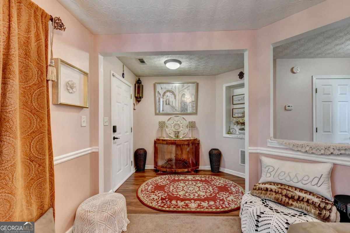 4654 Pine Isle Way Property Photo 13