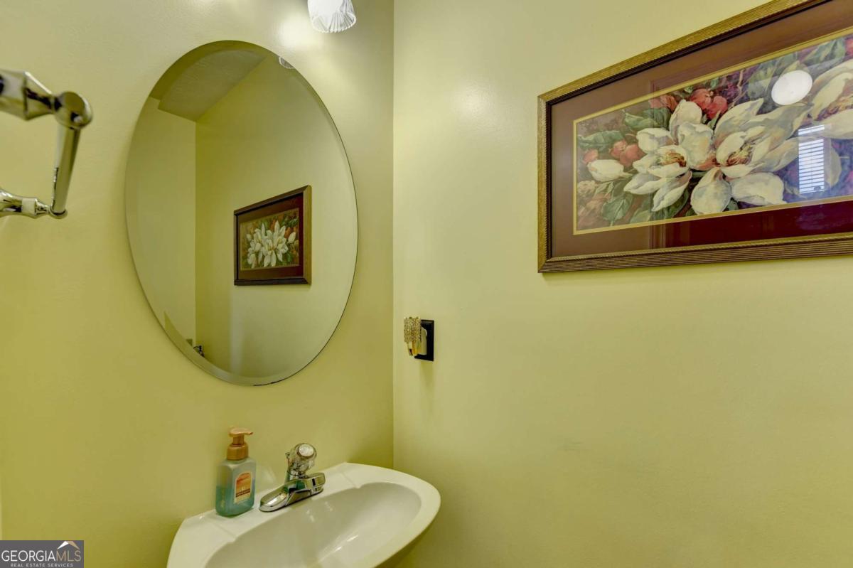 4654 Pine Isle Way Property Photo 28