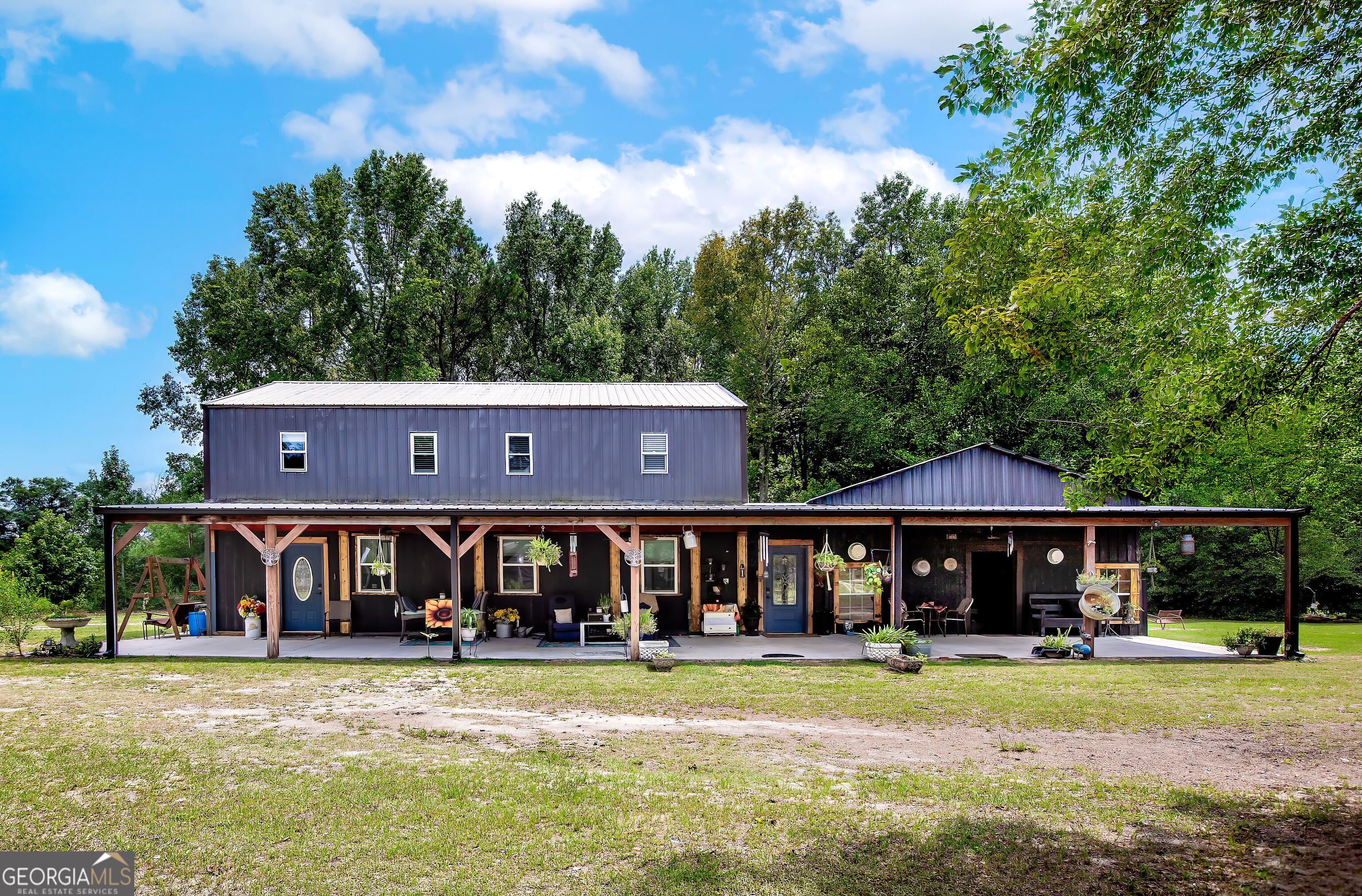 1167 Begonia Road