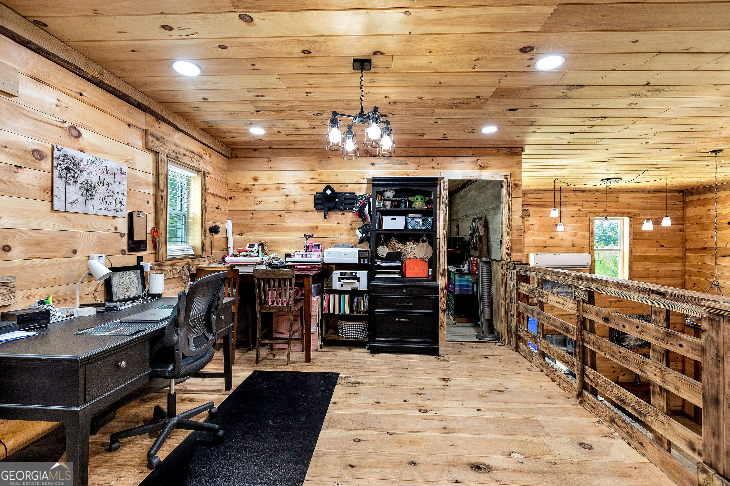 1167 Begonia Road Property Photo 4