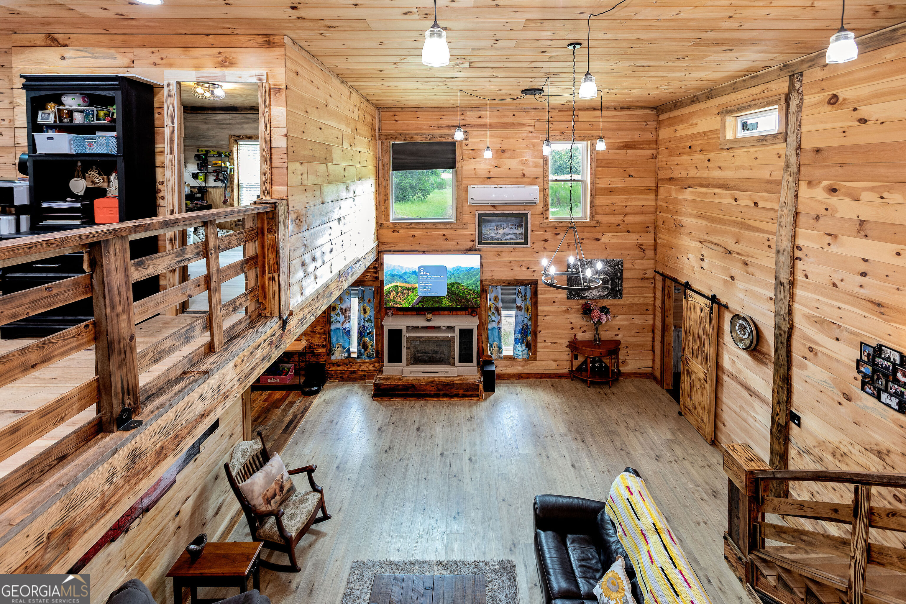1167 Begonia Road Property Photo 7