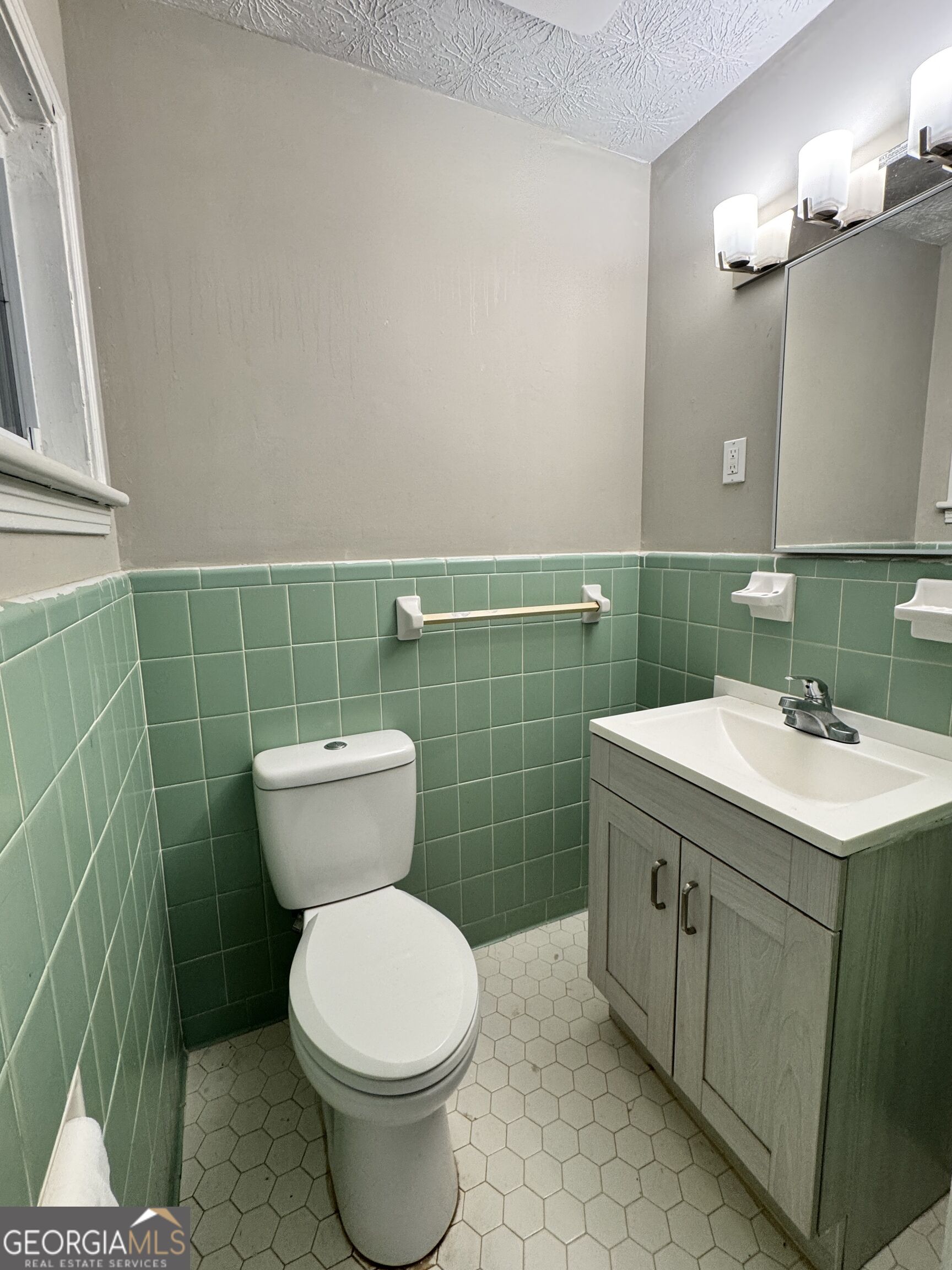 452 Windsor Drive Sw Property Photo 9