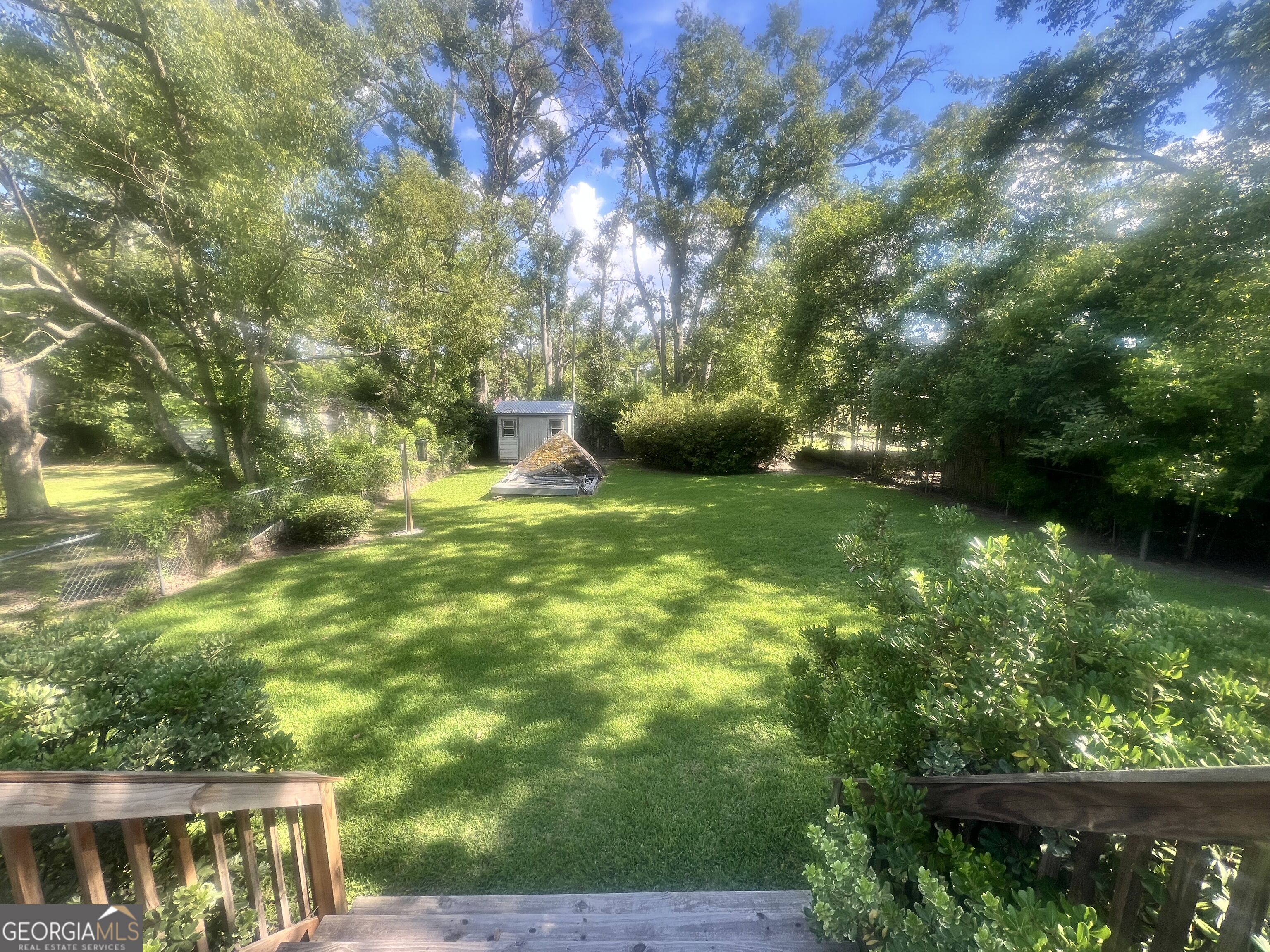 127 W Stuart Avenue Property Photo 17