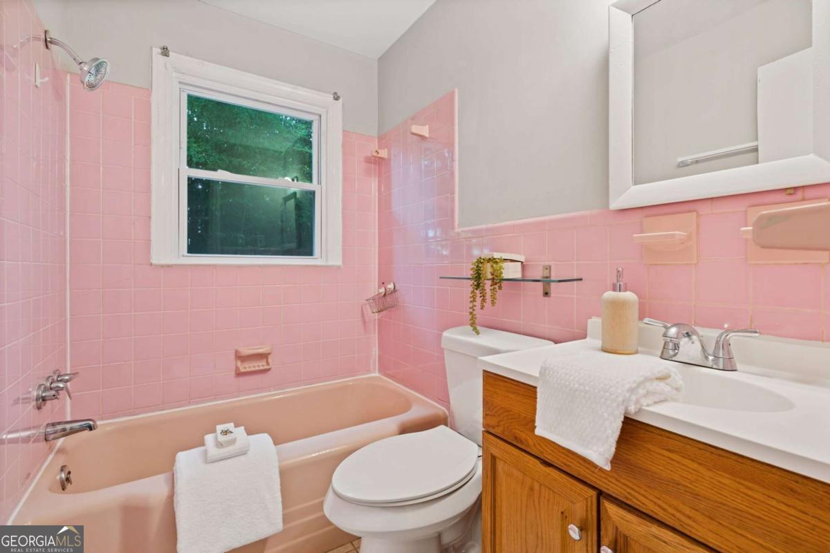 3229 Westmart Lane Property Photo 27