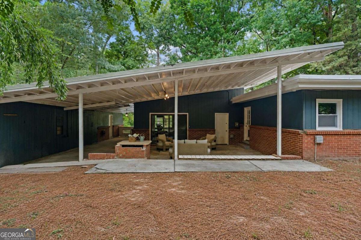 3229 Westmart Lane Property Photo 37