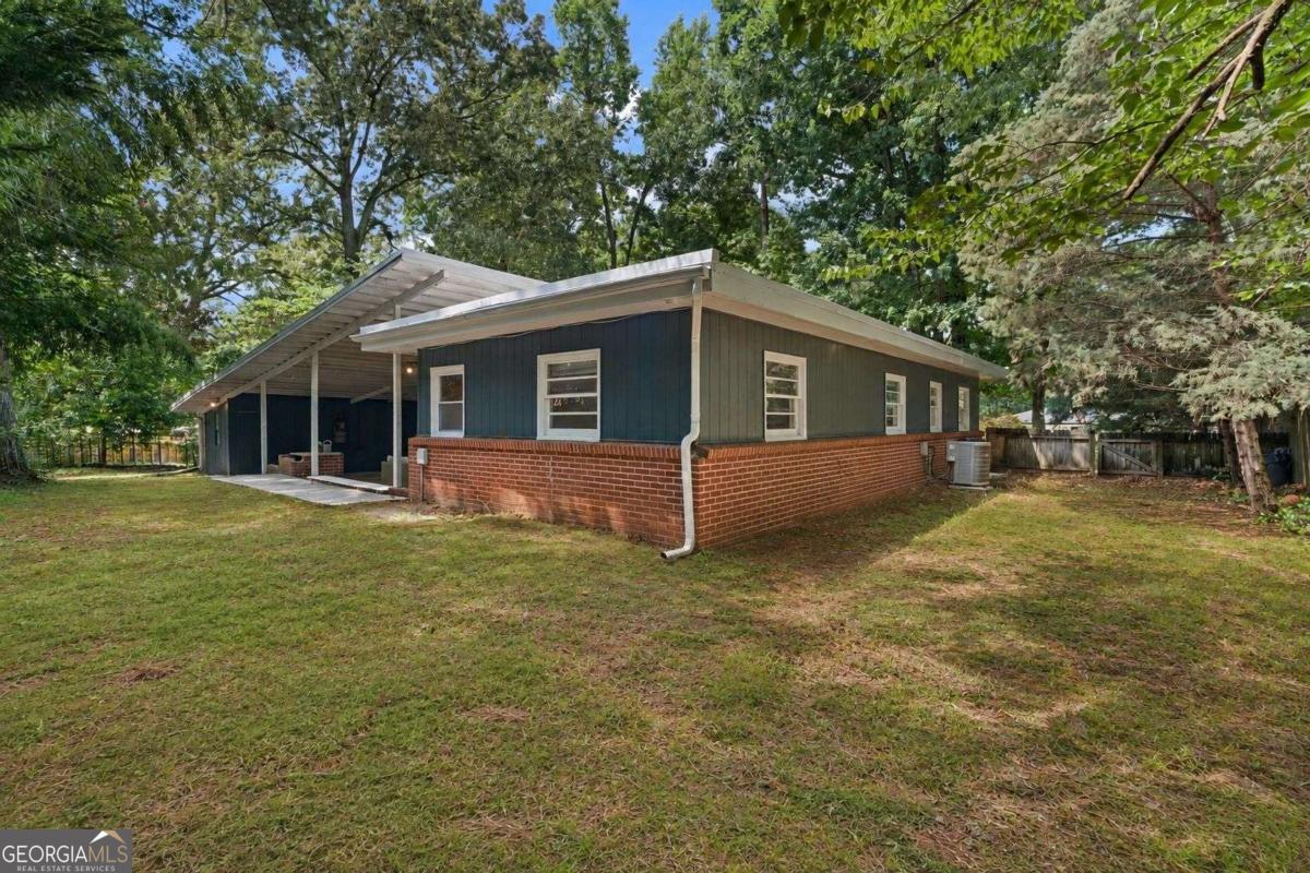 3229 Westmart Lane Property Photo 38